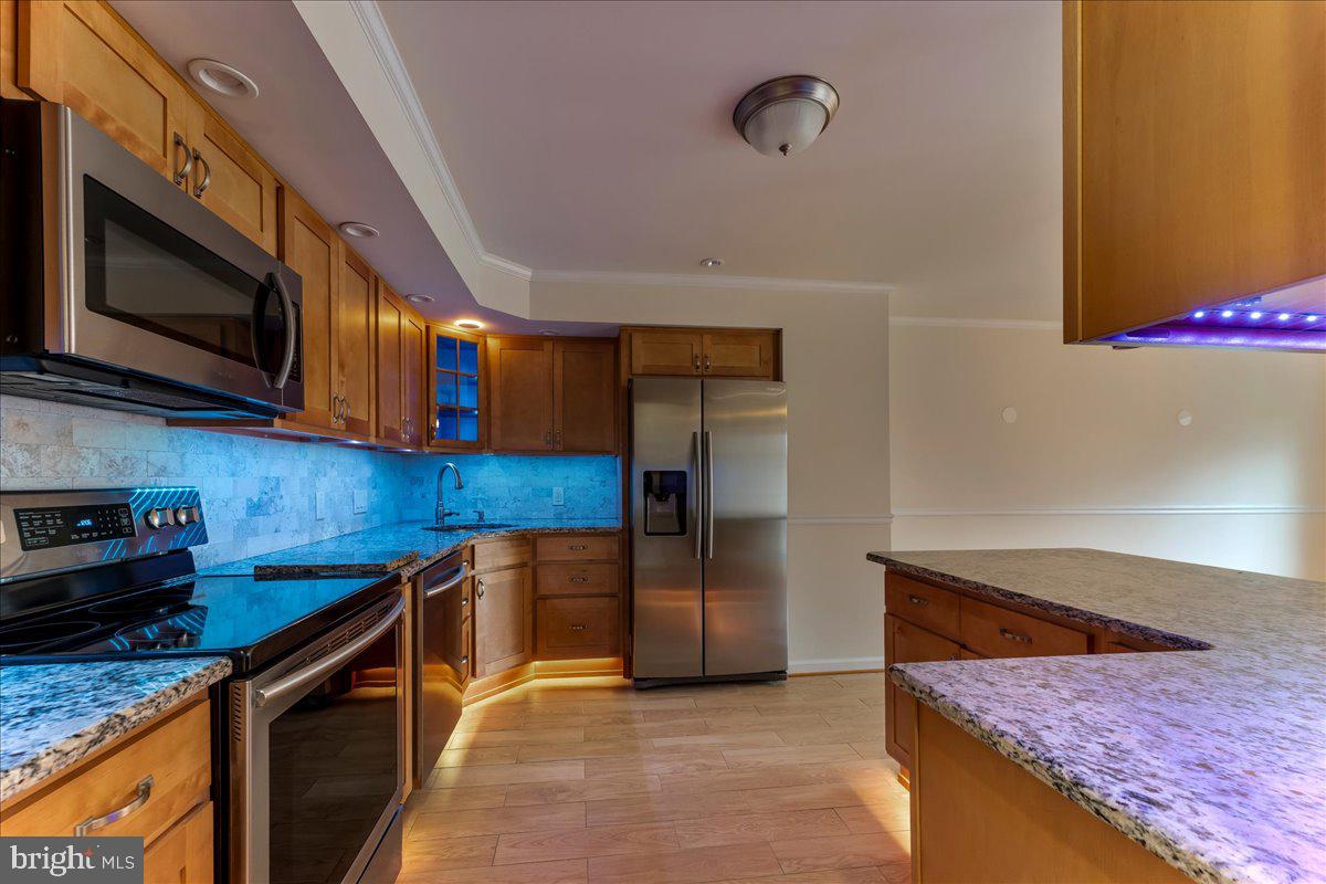 VALLEYBROOK - Residential