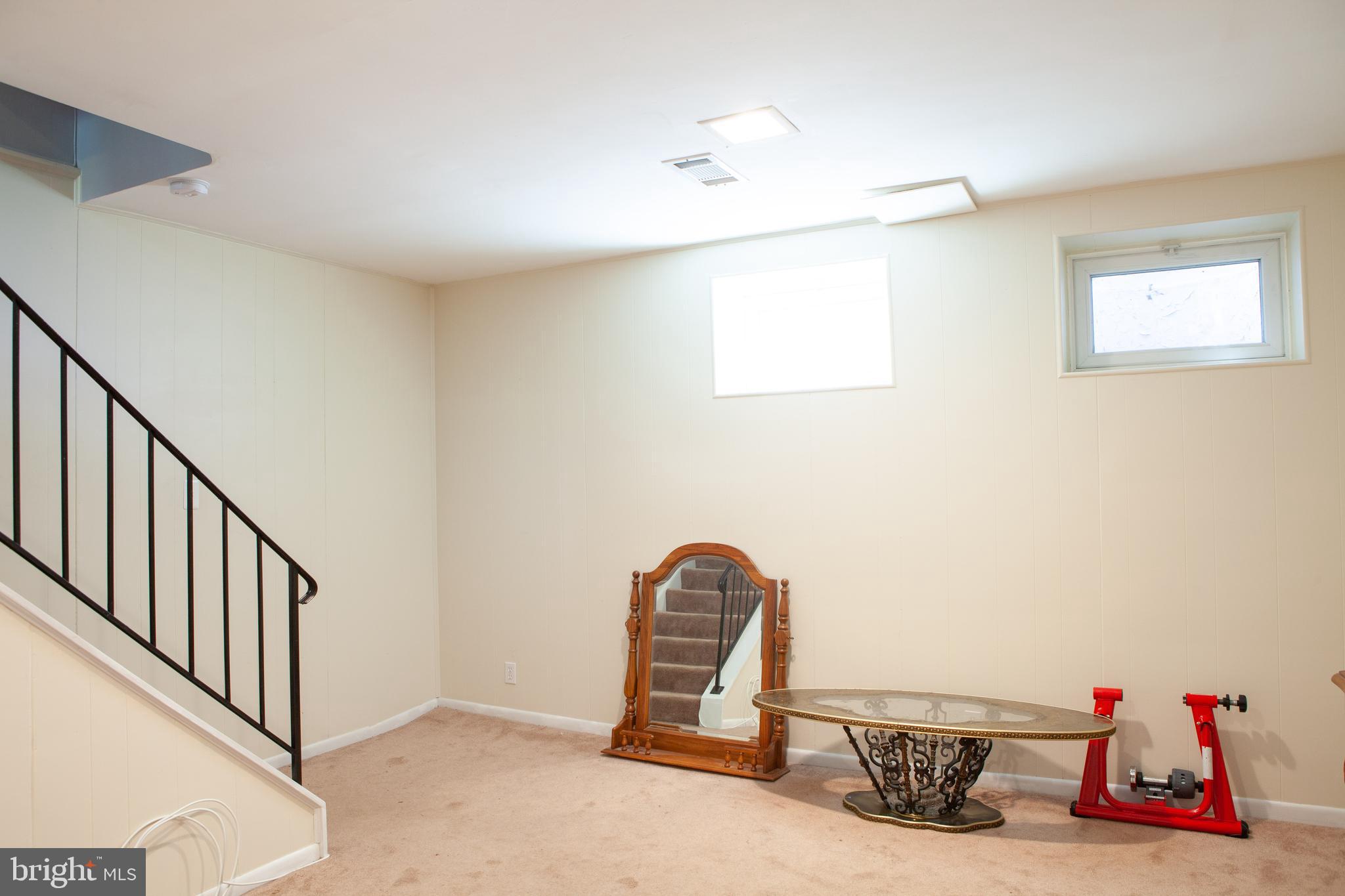 FAIRLINGTON - Residential Lease