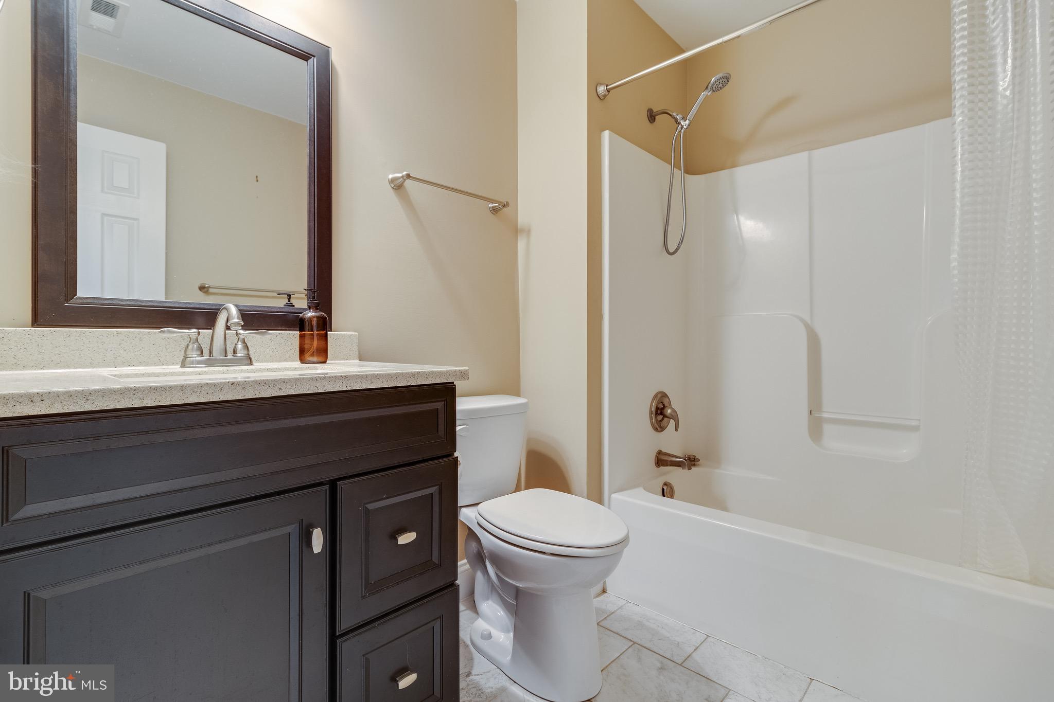 DRUM POINT - Residential