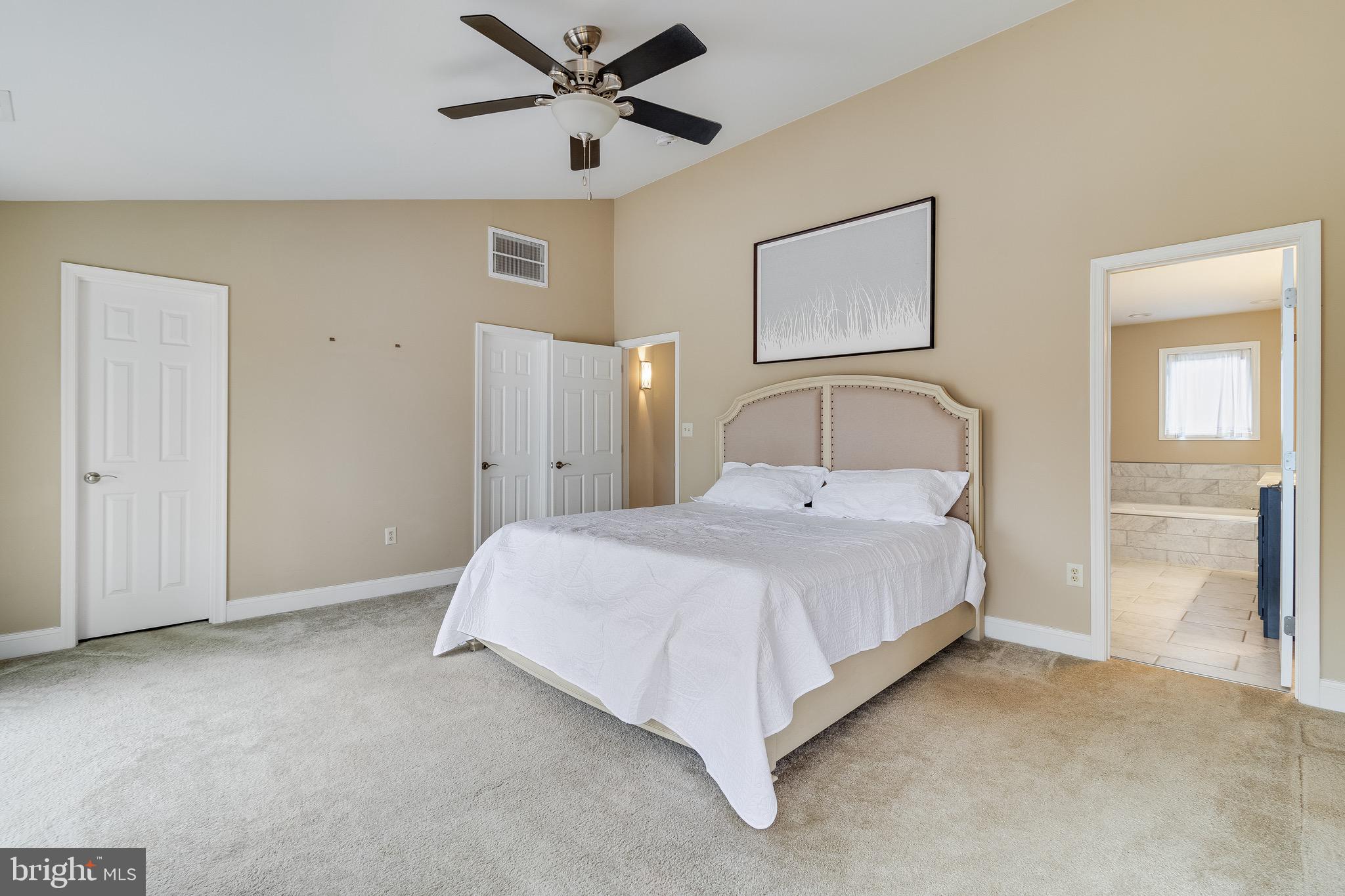 DRUM POINT - Residential