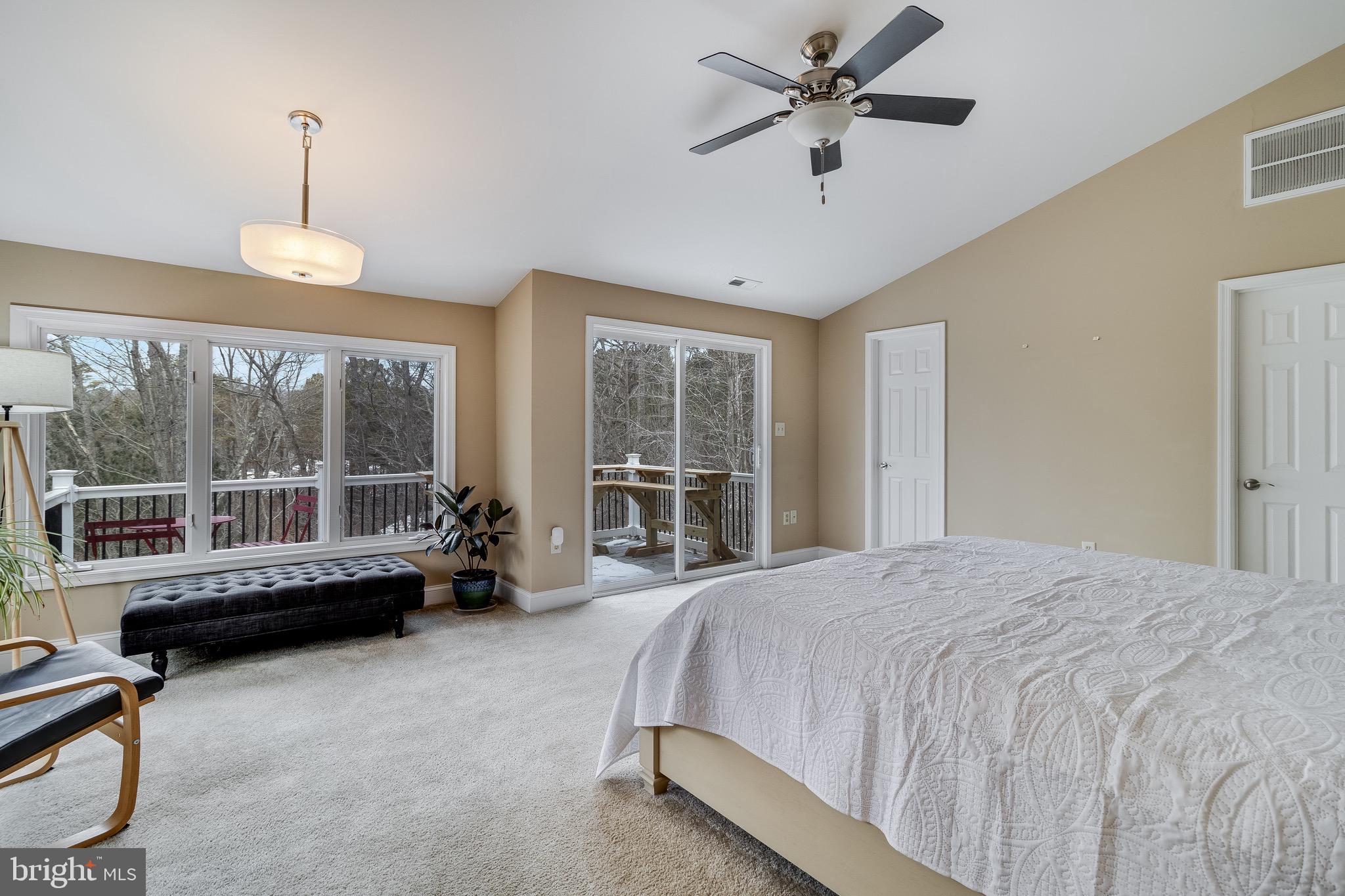 DRUM POINT - Residential