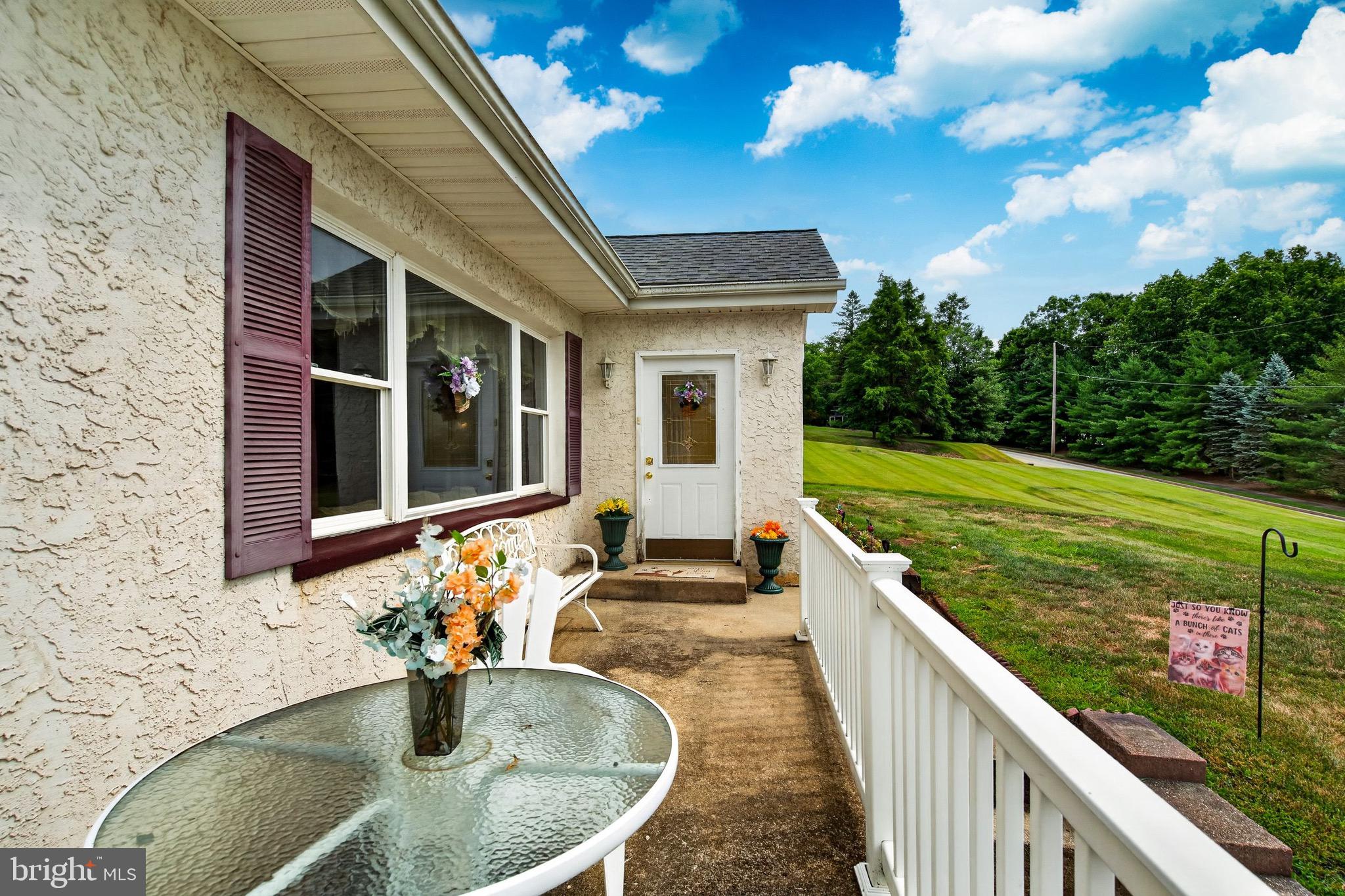 839 HOLLOW ROAD
