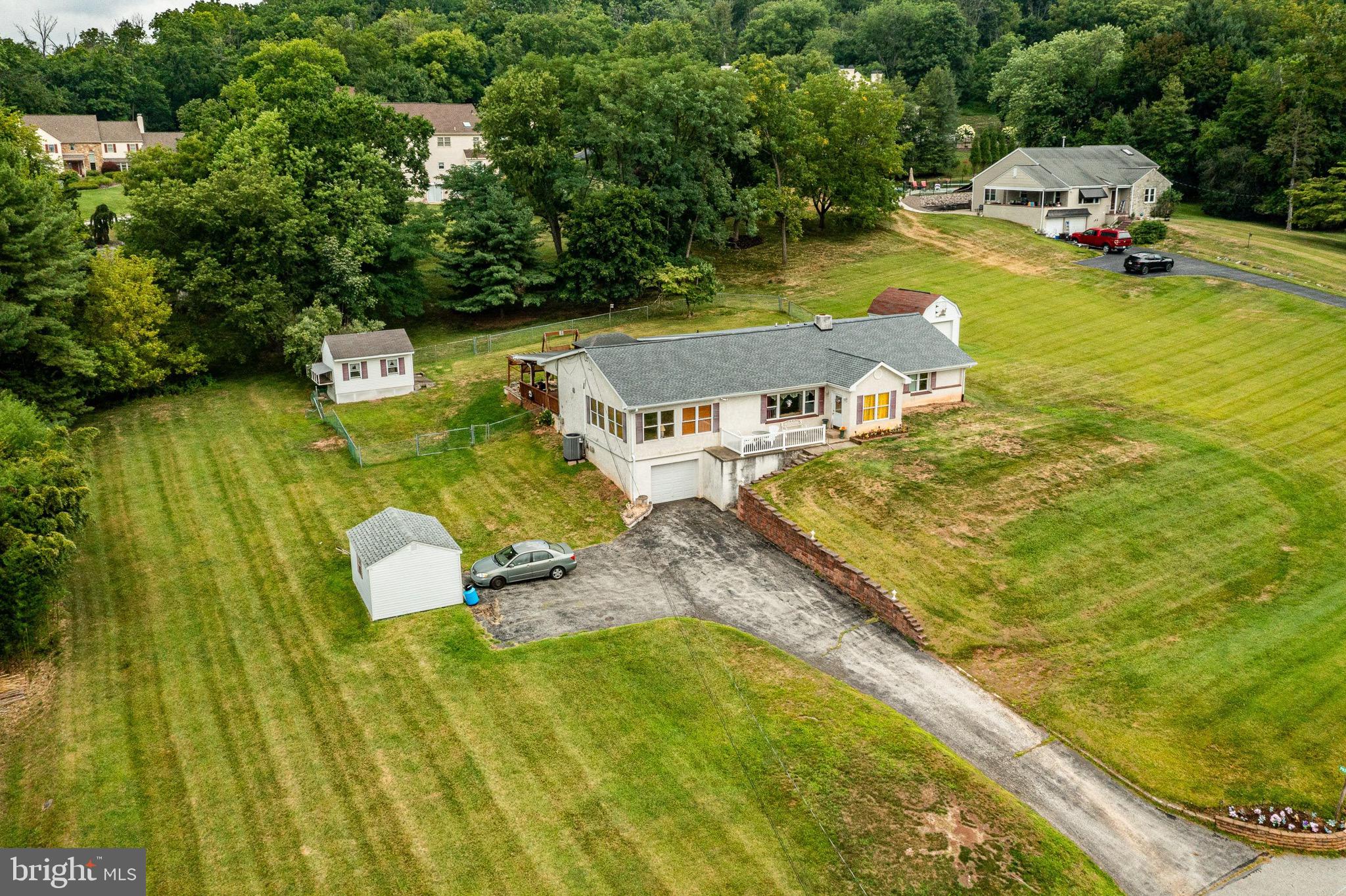 839 HOLLOW ROAD