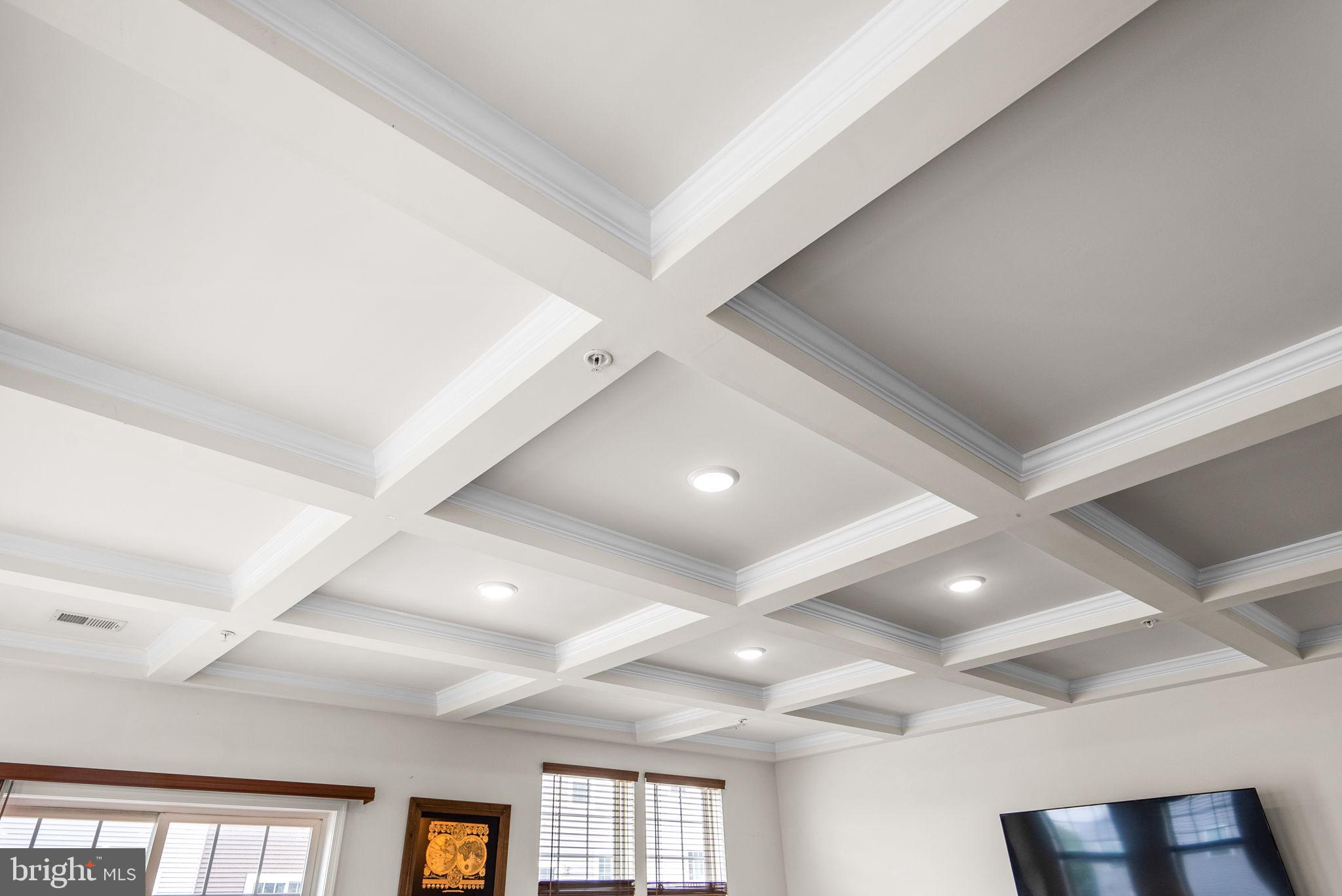 METRO POINTE - Residential