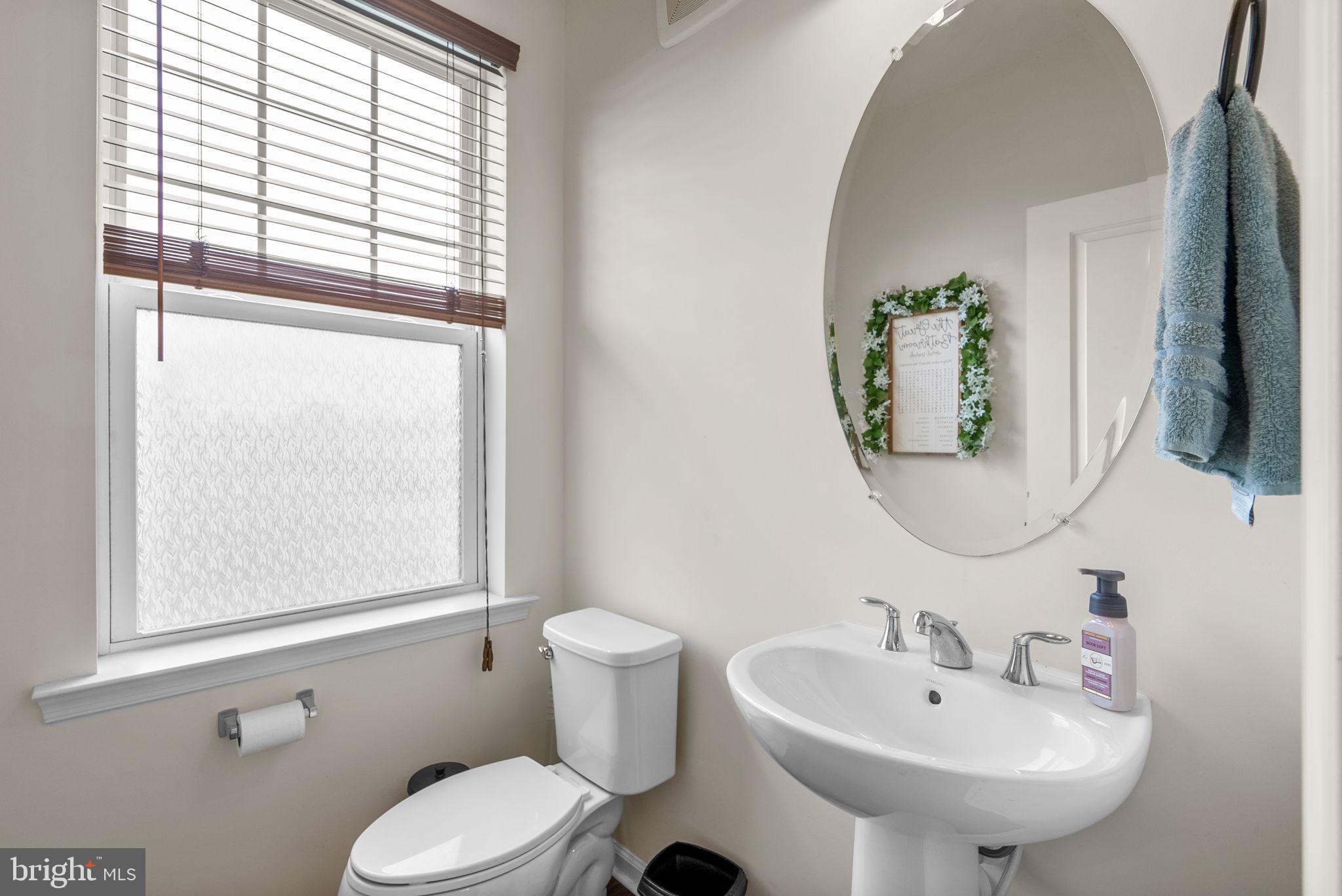 METRO POINTE - Residential