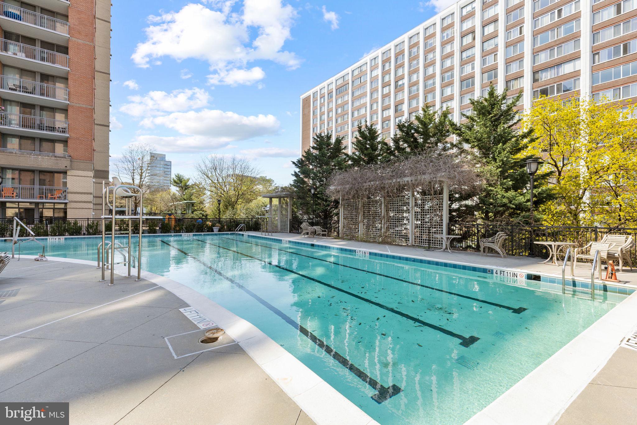 GALLERY AT WHITE FLINT - Residential Lease