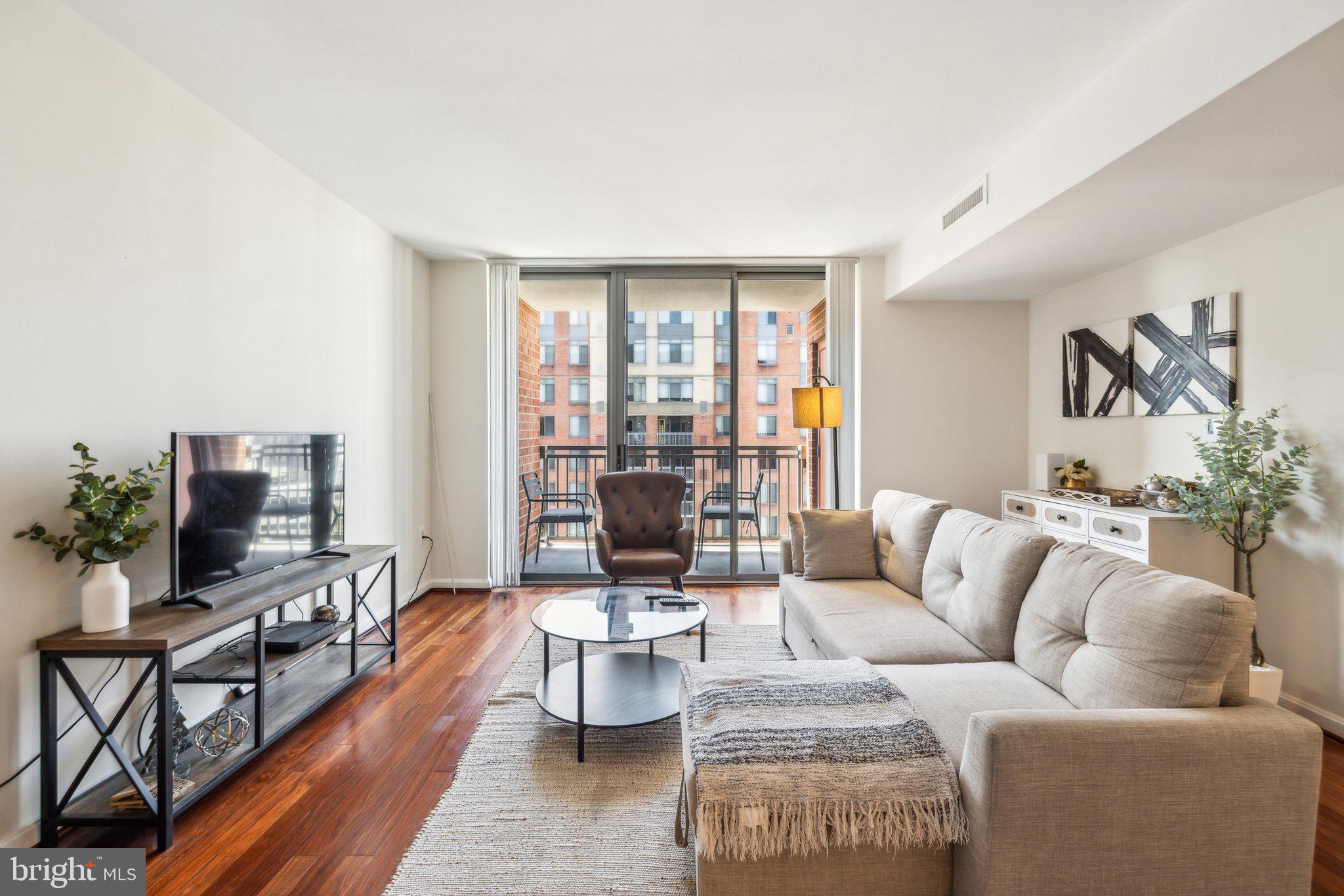 GALLERY AT WHITE FLINT - Residential Lease