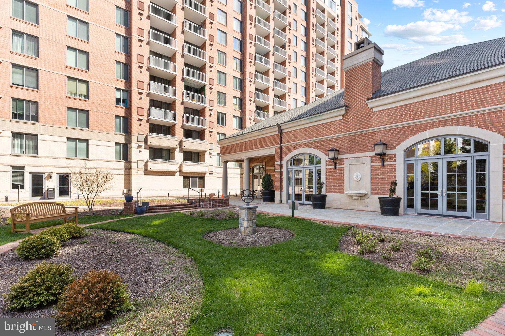 GALLERY AT WHITE FLINT - Residential Lease