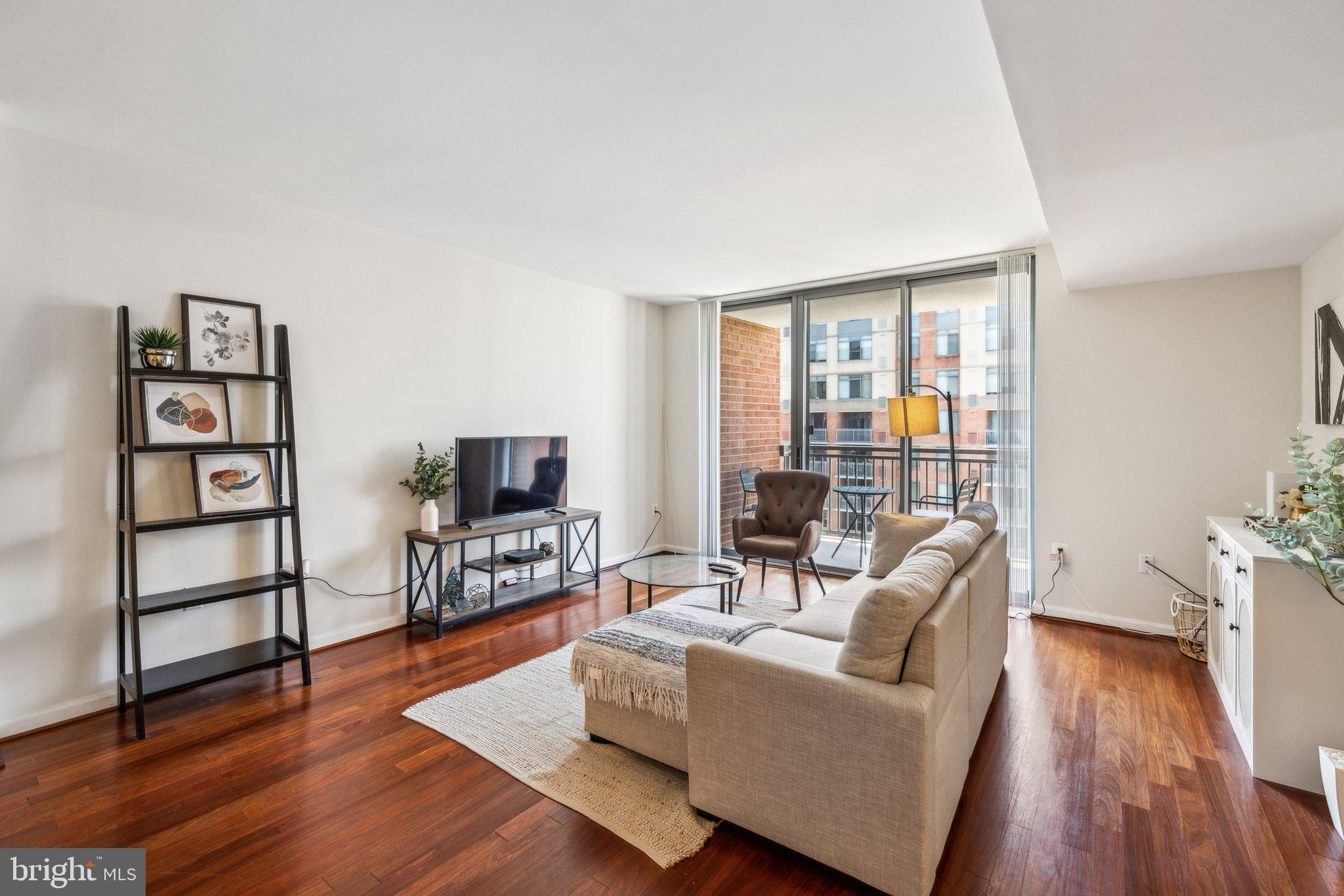 GALLERY AT WHITE FLINT - Residential Lease