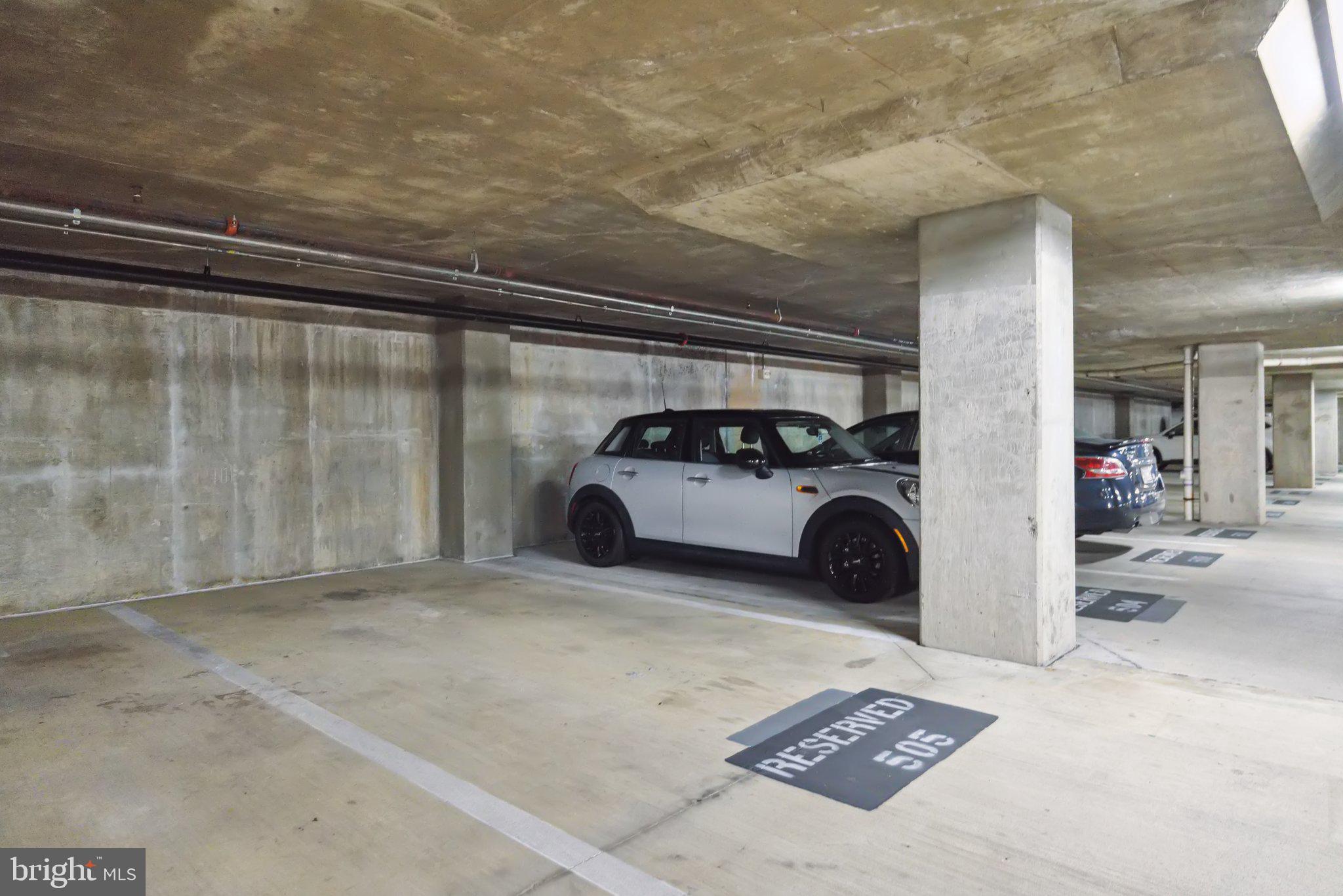 GALLERY AT WHITE FLINT - Residential Lease