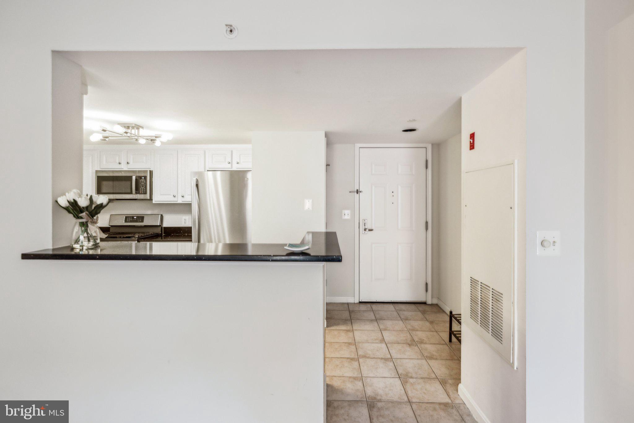 GALLERY AT WHITE FLINT - Residential Lease