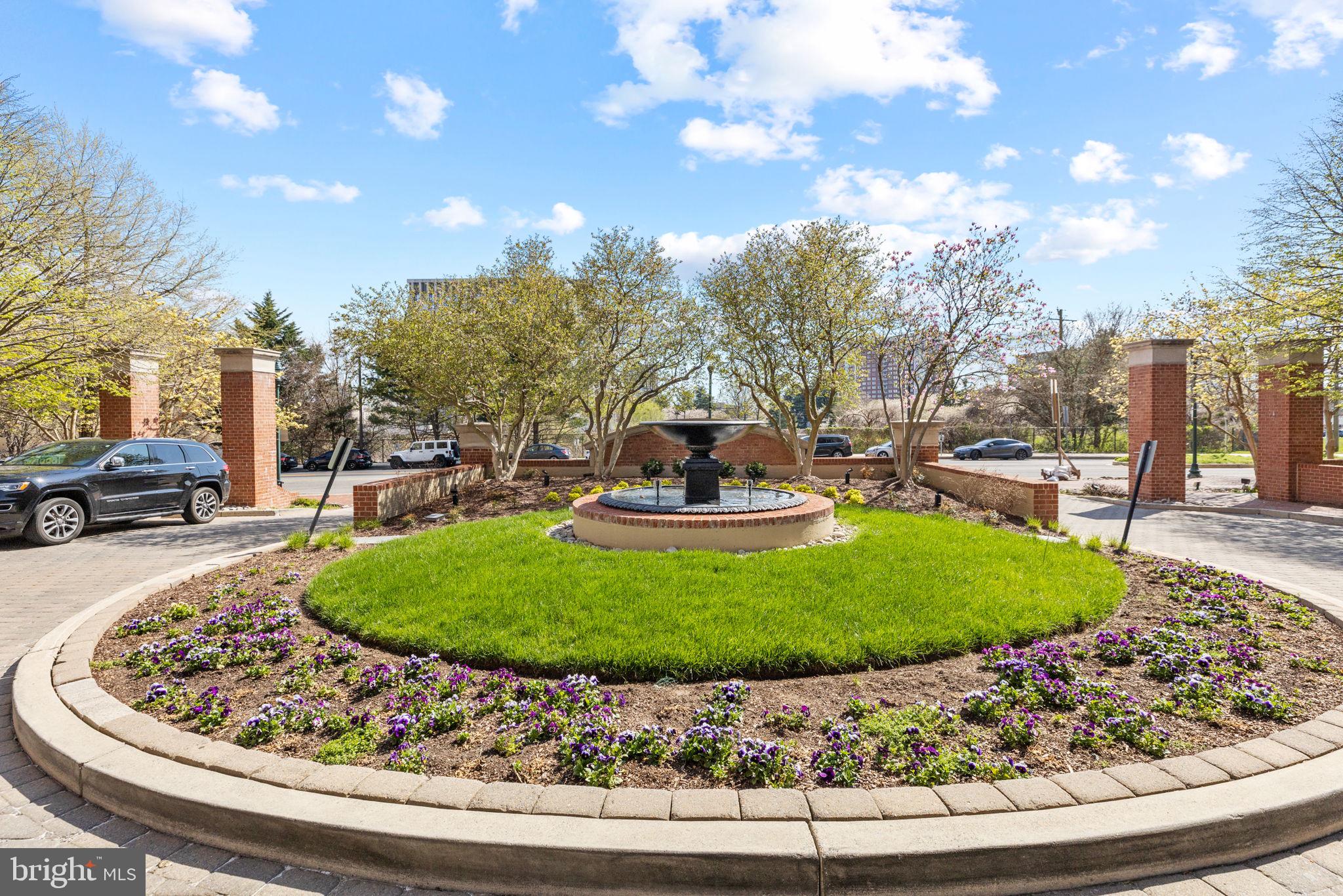 GALLERY AT WHITE FLINT - Residential Lease