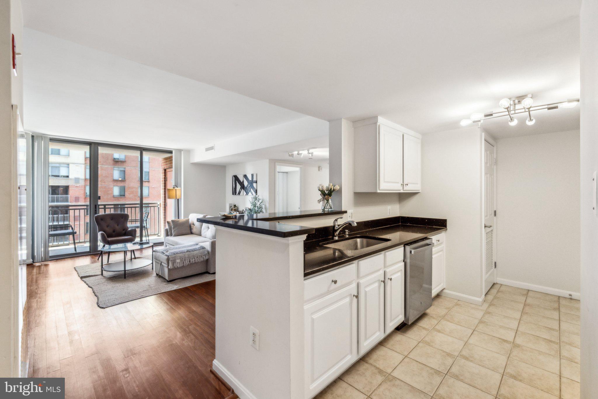 GALLERY AT WHITE FLINT - Residential Lease