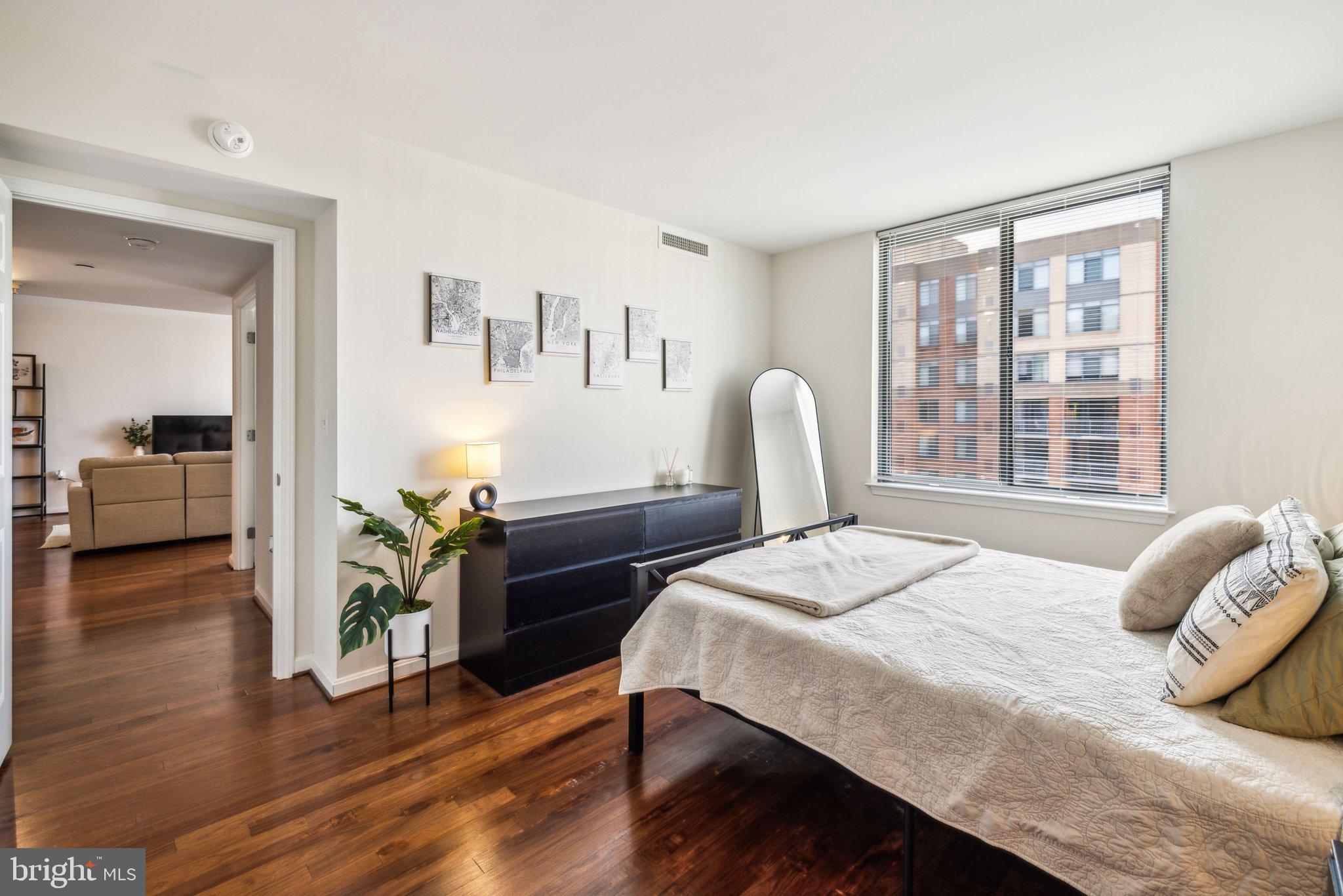 GALLERY AT WHITE FLINT - Residential Lease