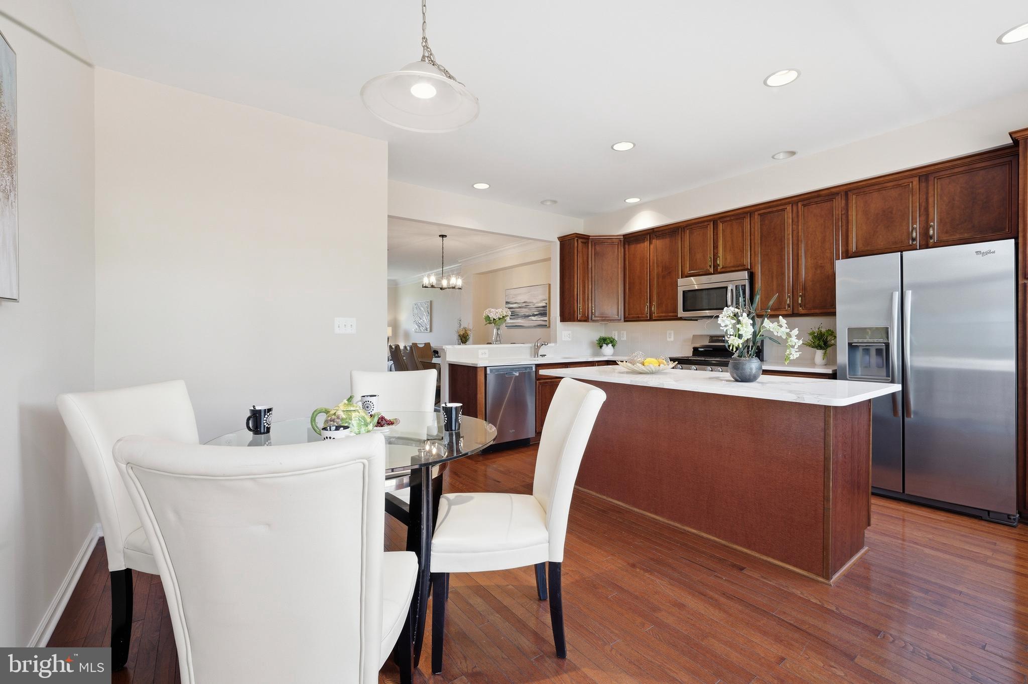 LOUDOUN VALLEY ESTATES 2 - Residential