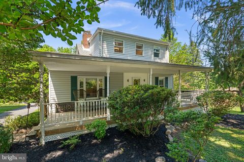 Homes For Sale - 13110 Old Hanover Road<br/> REISTERSTOWN, MD 21136