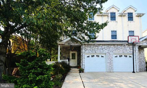 Photo of 492 Harmon Road, PHILADELPHIA, PA 19128 (MLS # PAPH2642216)