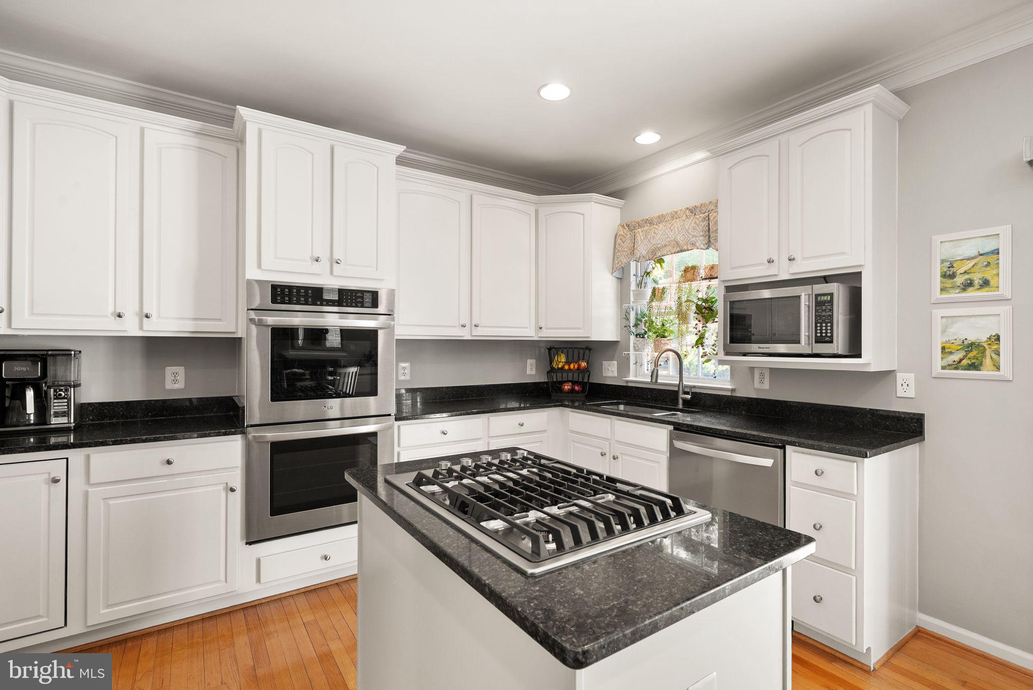 VICTORY LAKES - Residential