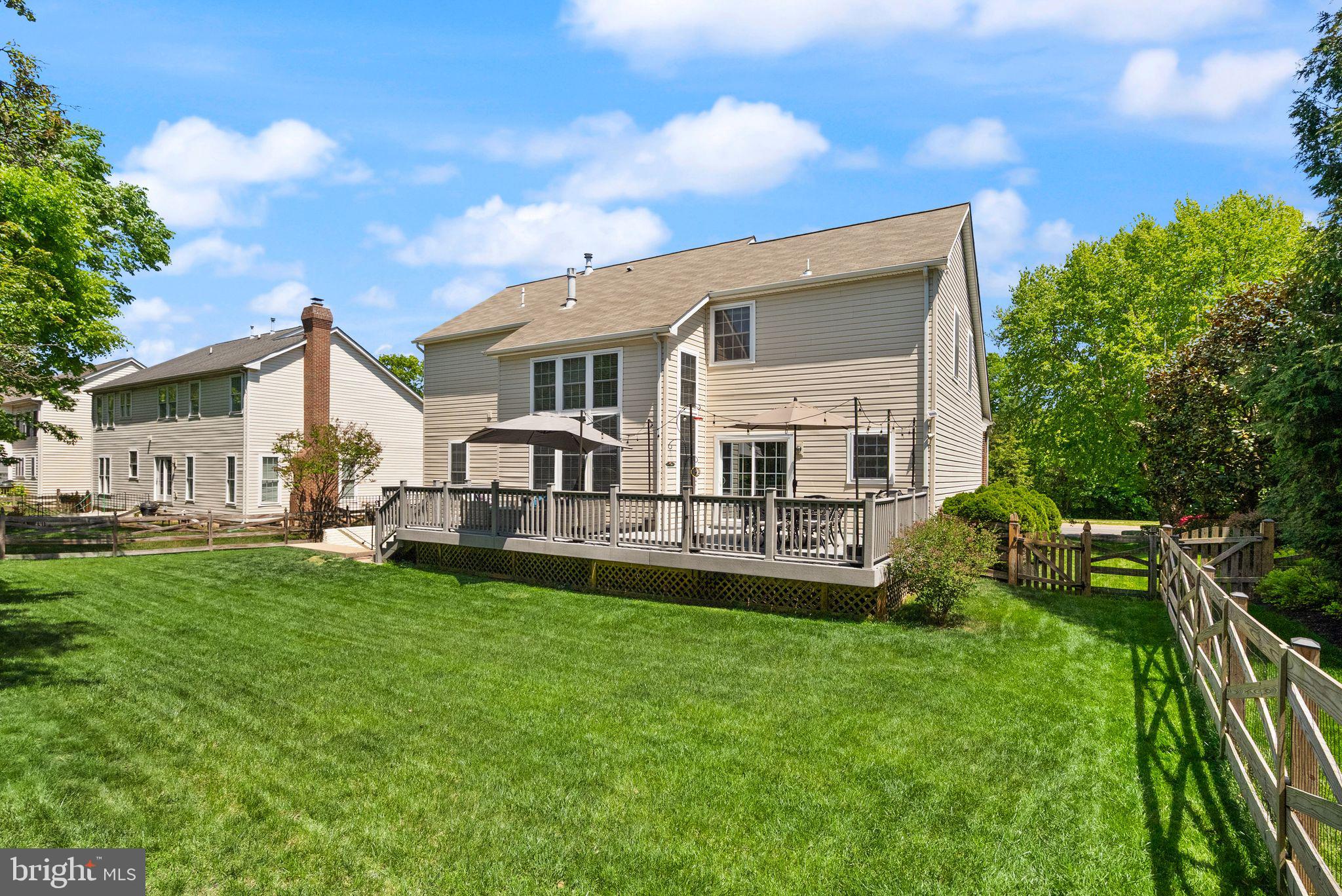 VICTORY LAKES - Residential