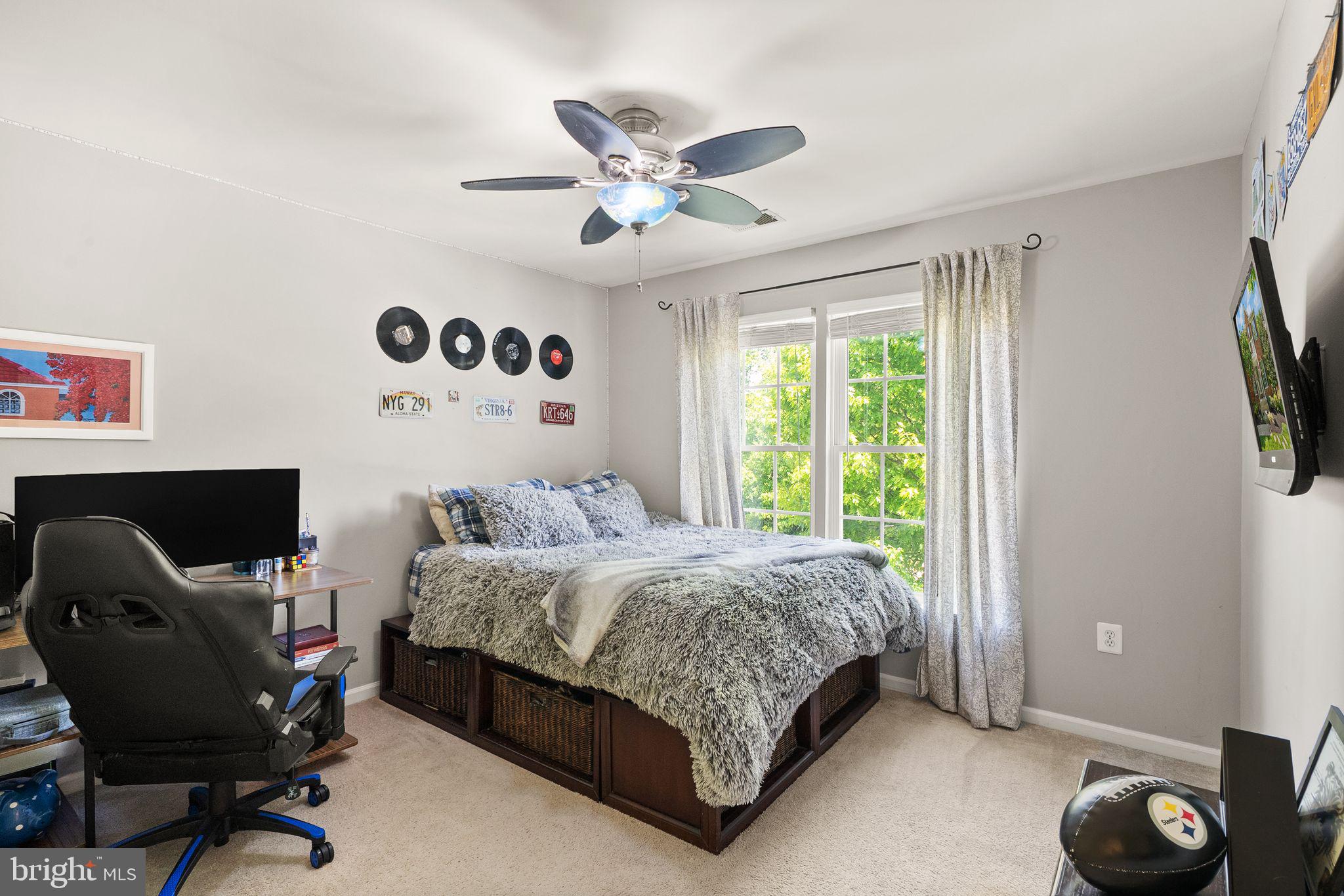 VICTORY LAKES - Residential