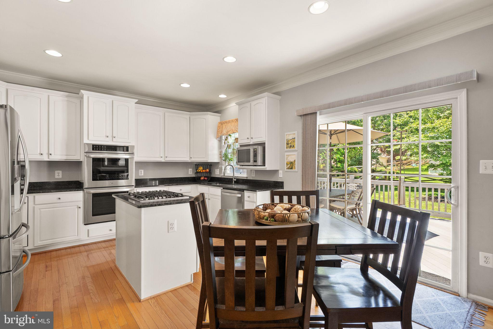 VICTORY LAKES - Residential