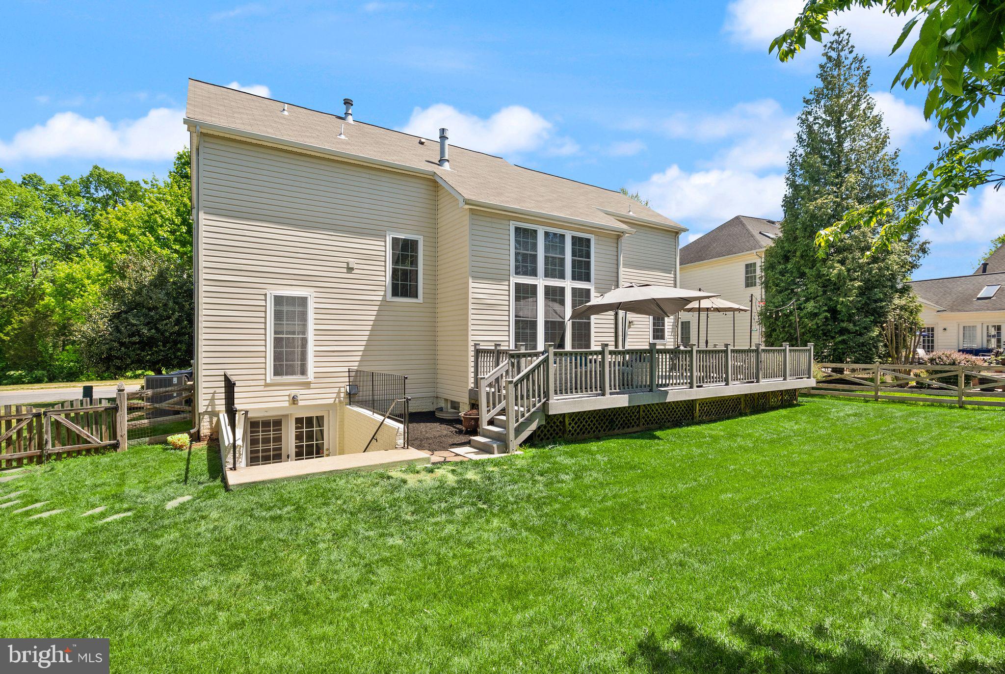 VICTORY LAKES - Residential