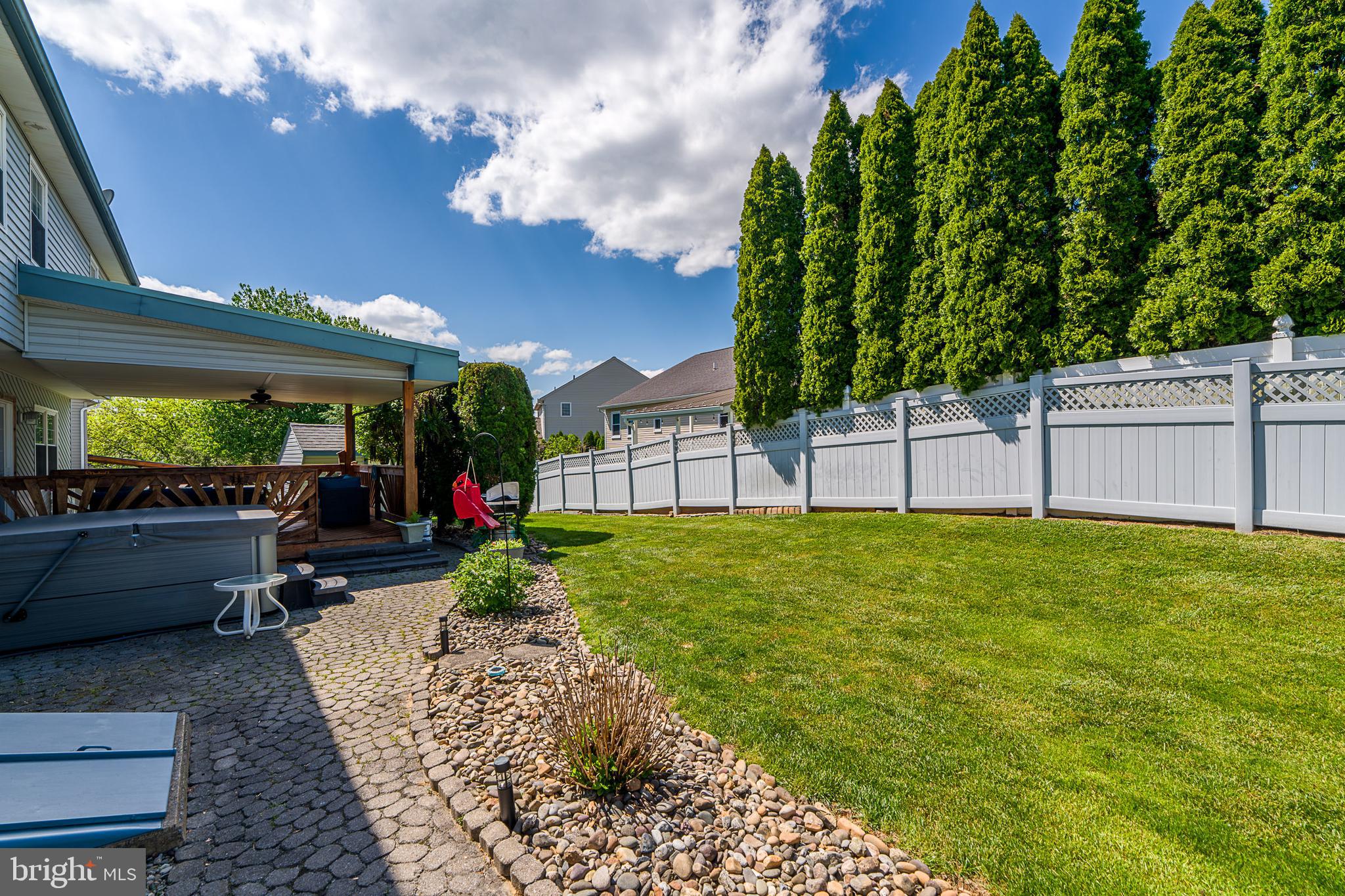 WHITFORD HILL - Residential