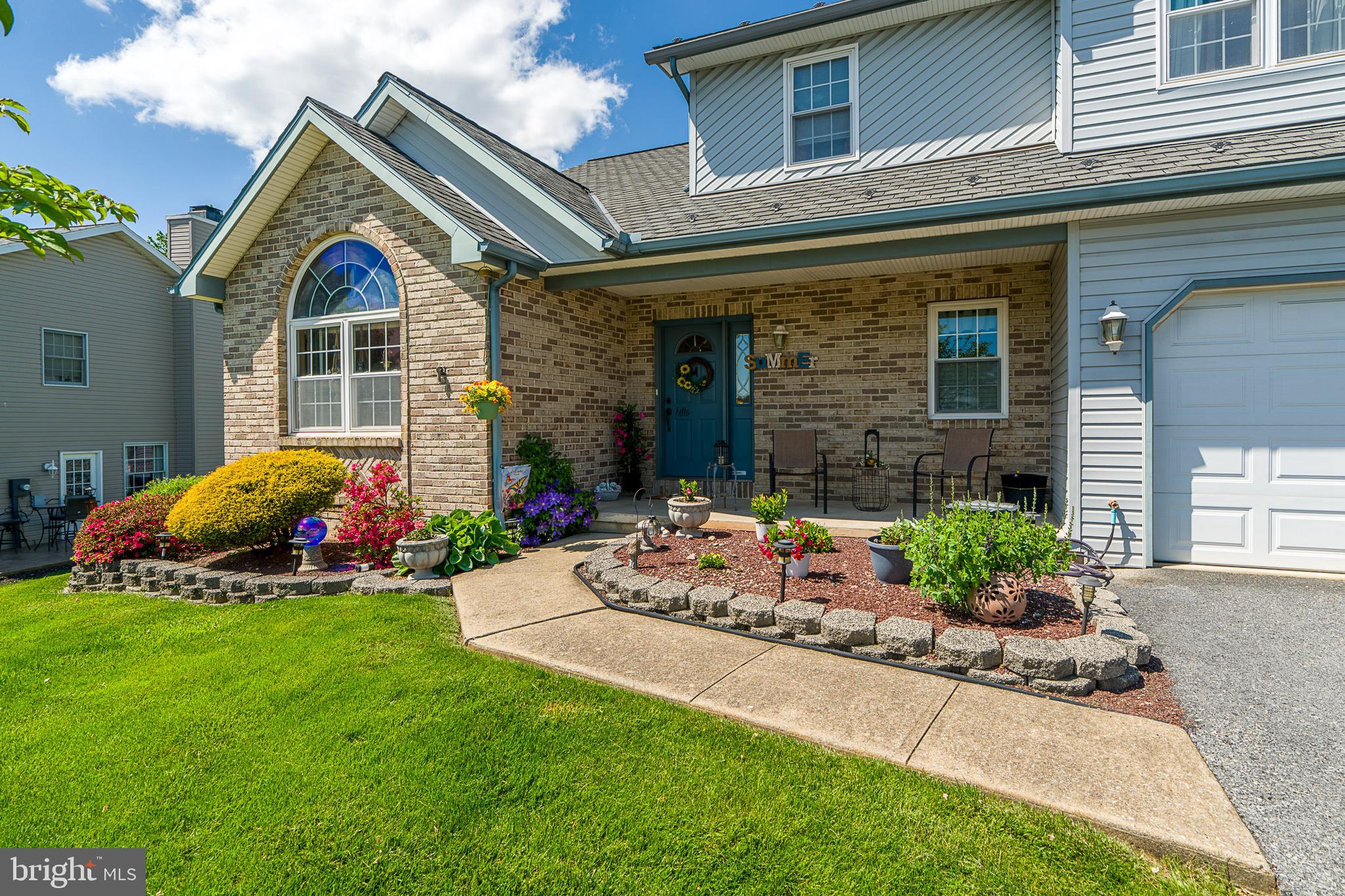 WHITFORD HILL - Residential