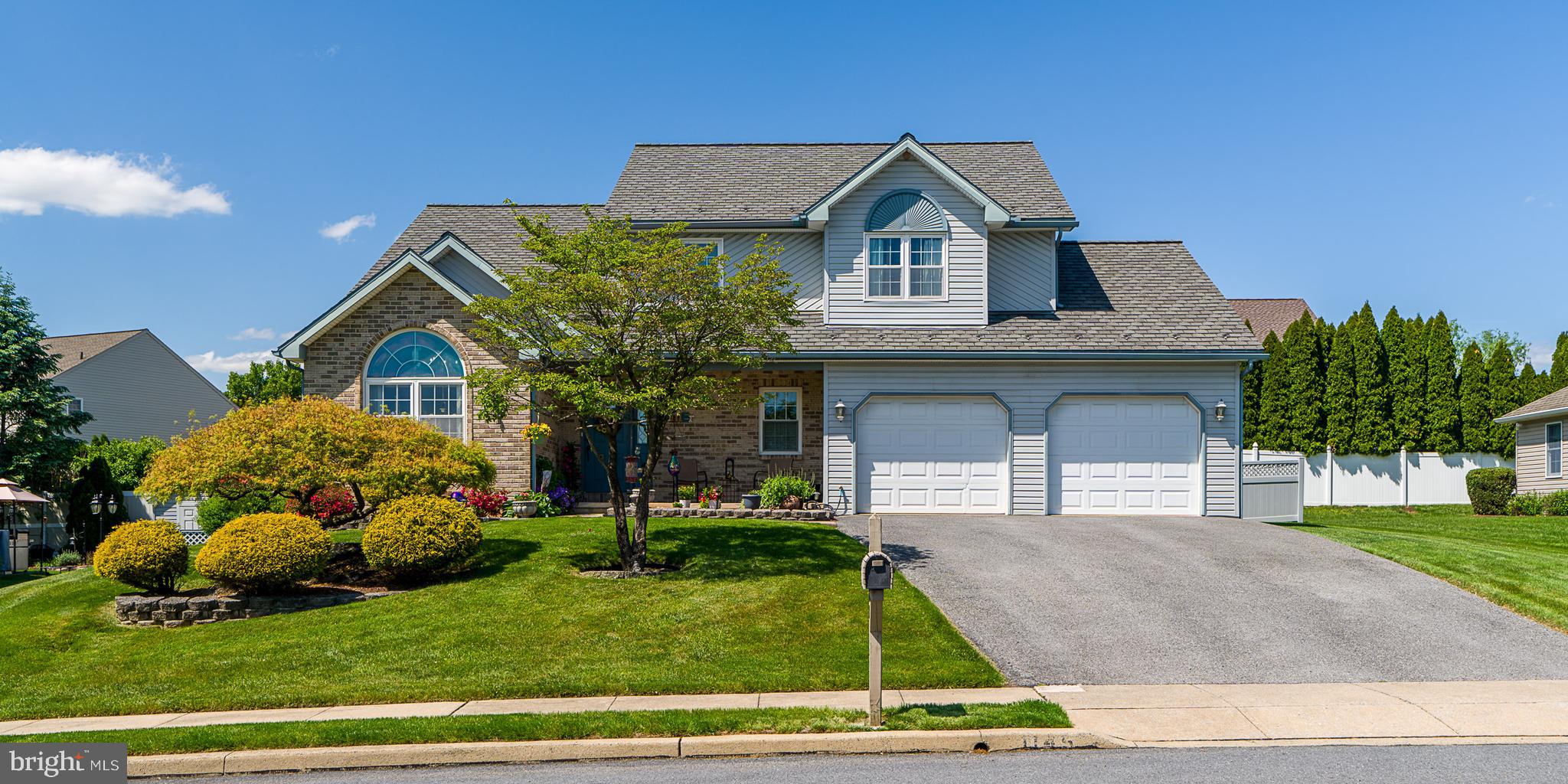 WHITFORD HILL - Residential