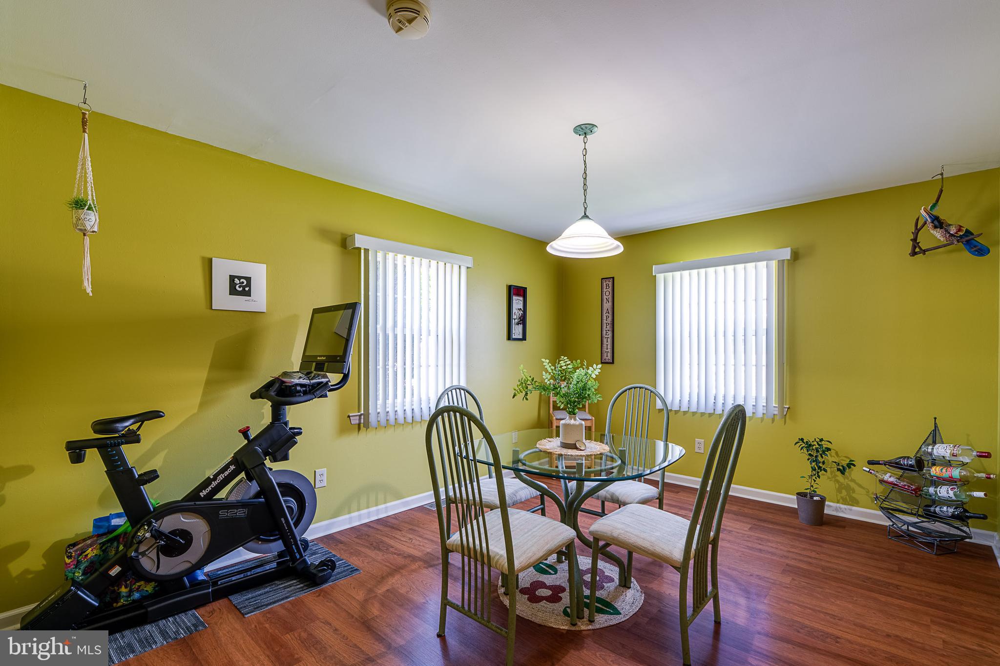 WHITFORD HILL - Residential