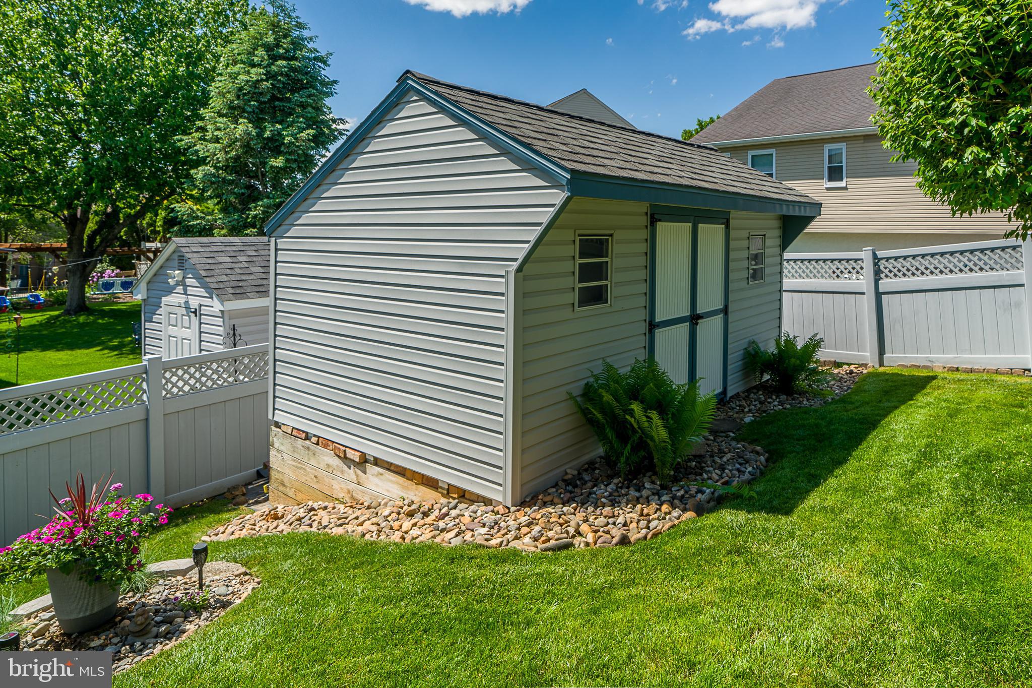 WHITFORD HILL - Residential