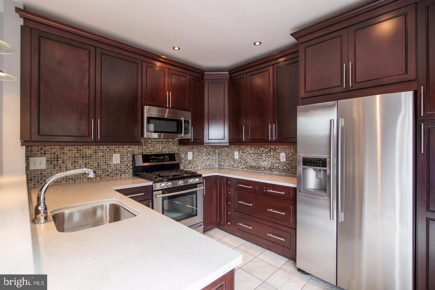 MILESTONE CENTER - Residential Lease