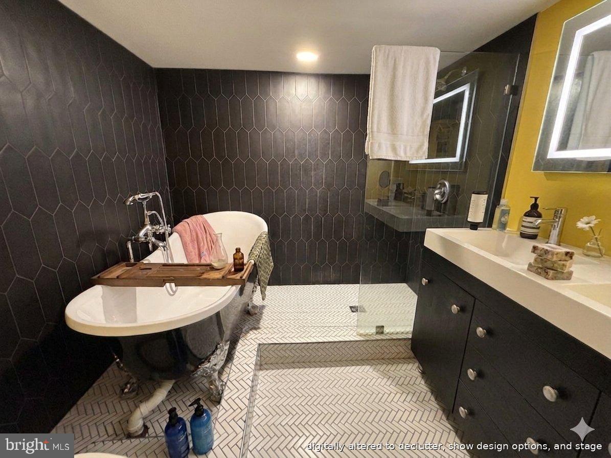 TAKOMA PARK - Residential