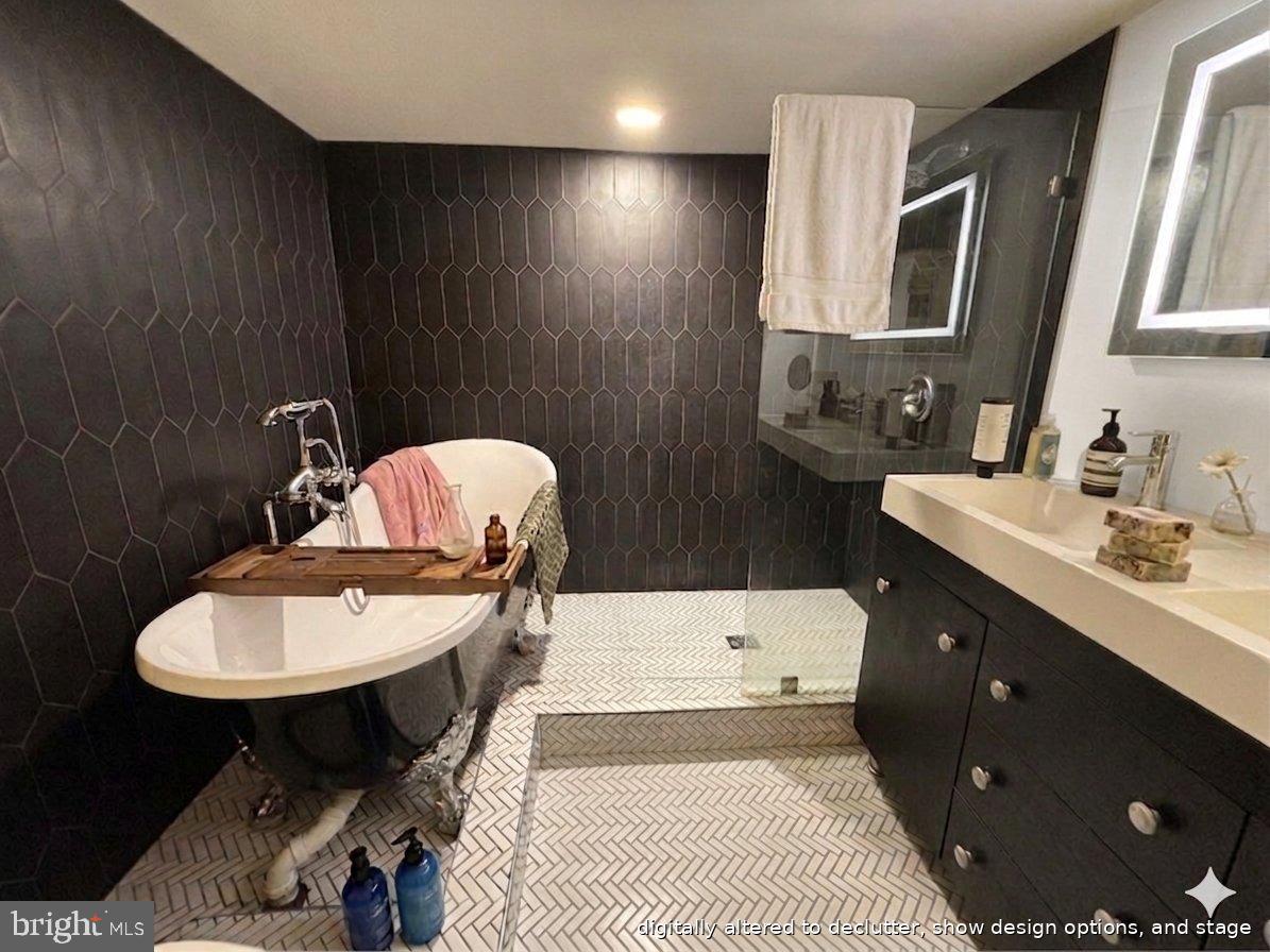 TAKOMA PARK - Residential