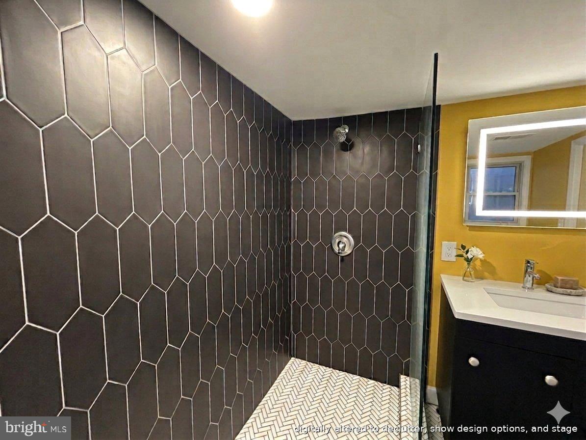 TAKOMA PARK - Residential