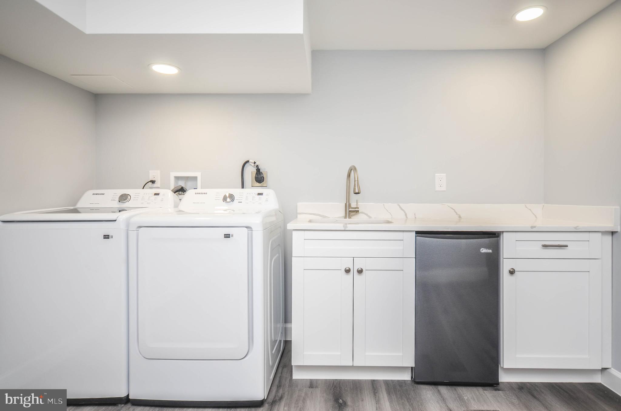 ADELPHI KNOLLS - Residential