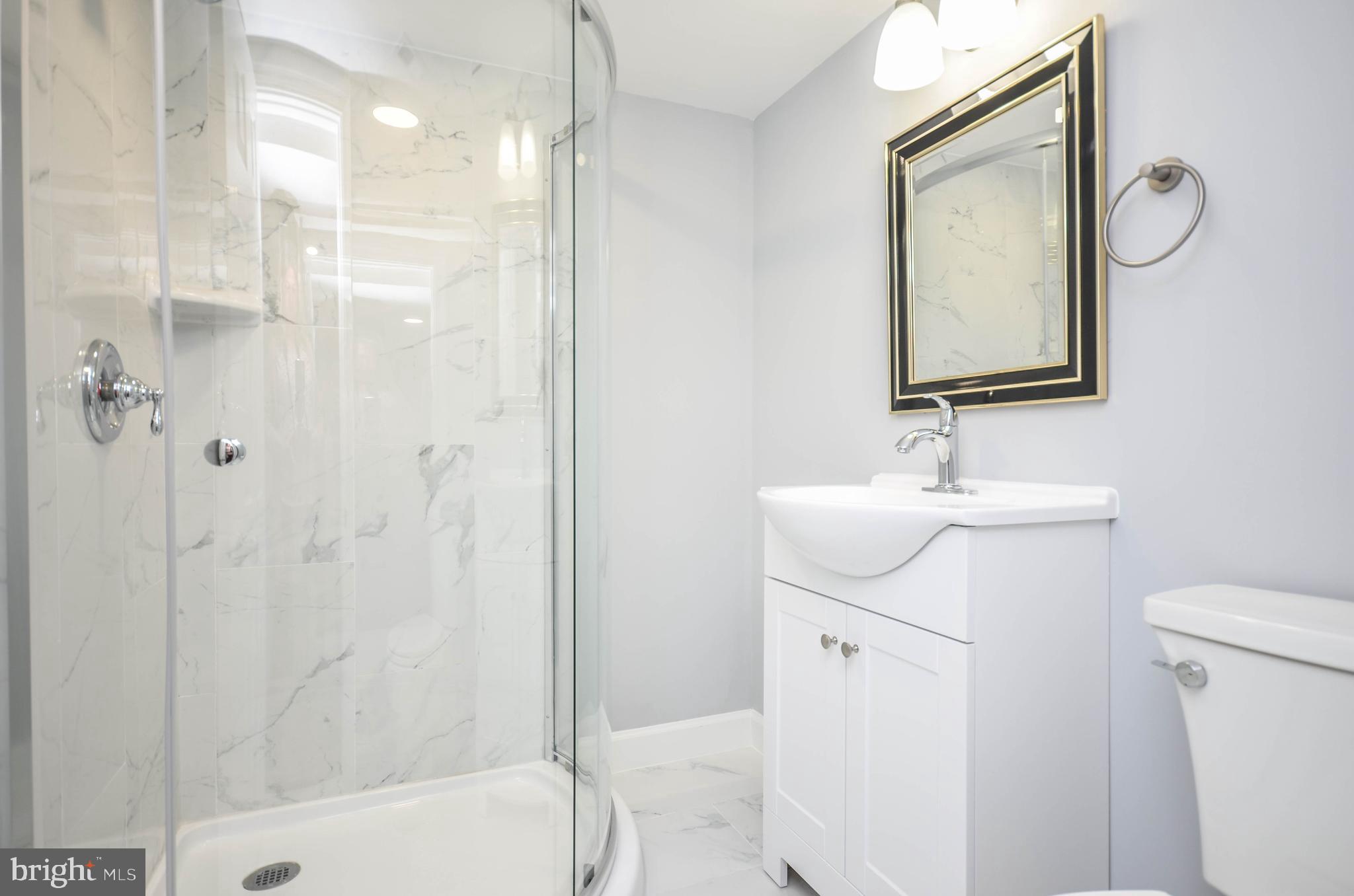 ADELPHI KNOLLS - Residential