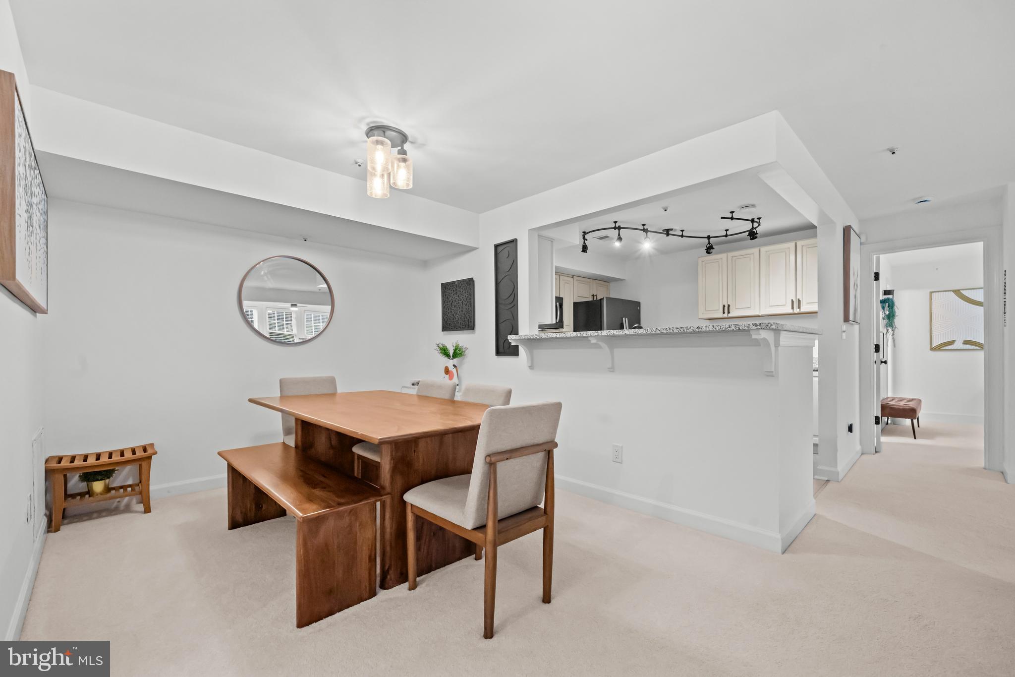 FAIRFIELD HOUSE - Residential