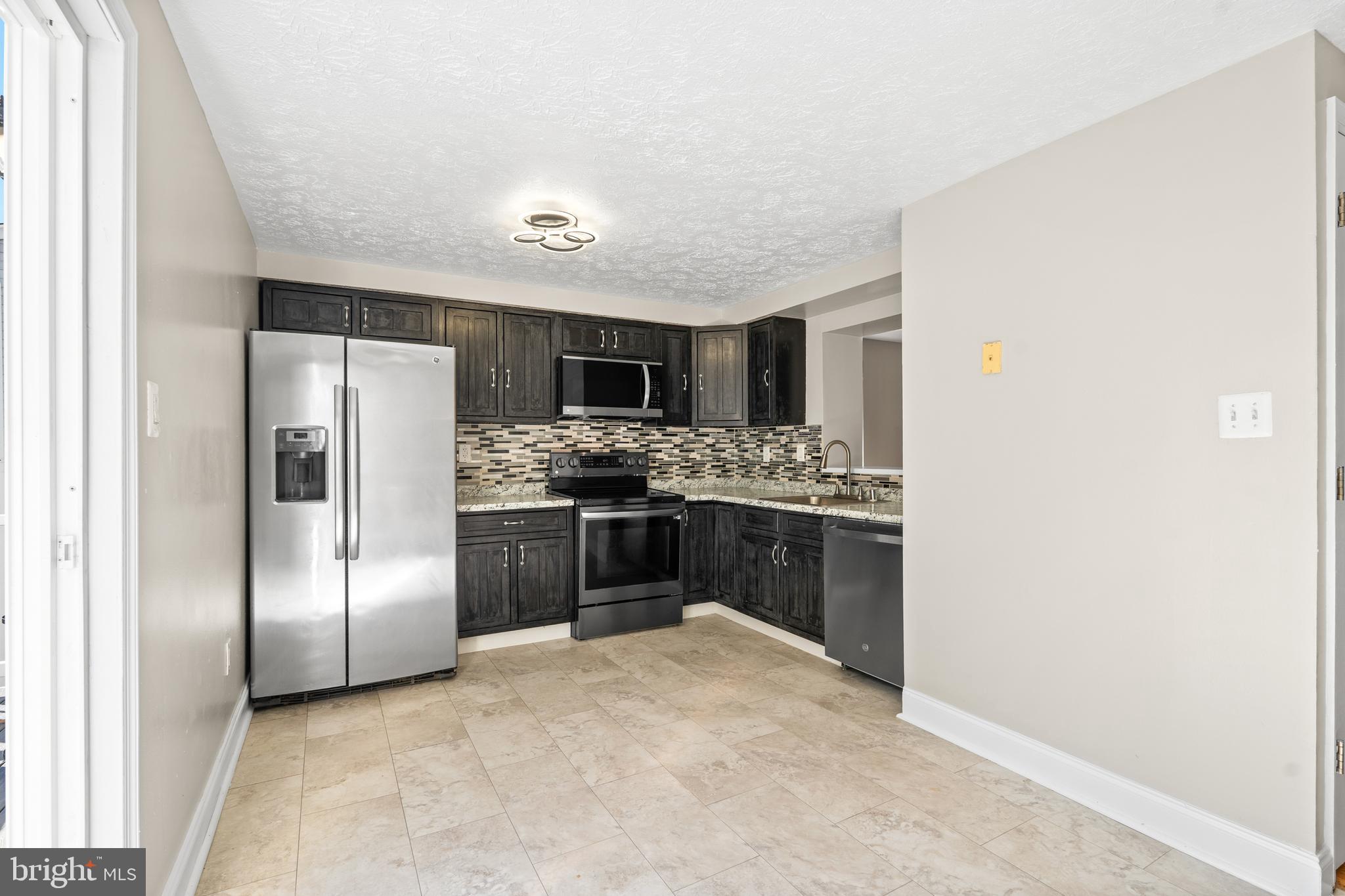 ROCKBURN COMMONS - Residential