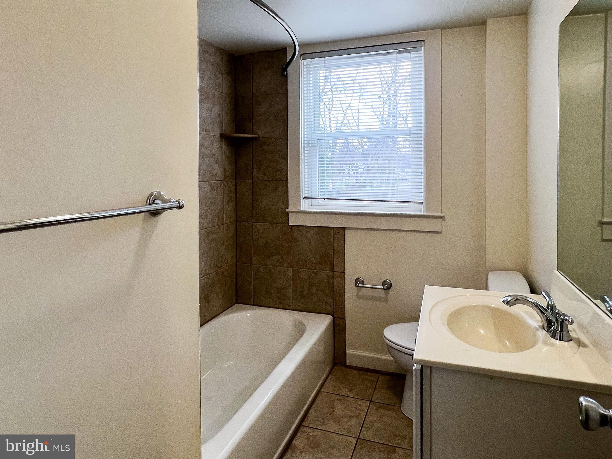 GROVETON HEIGHTS - Residential Lease