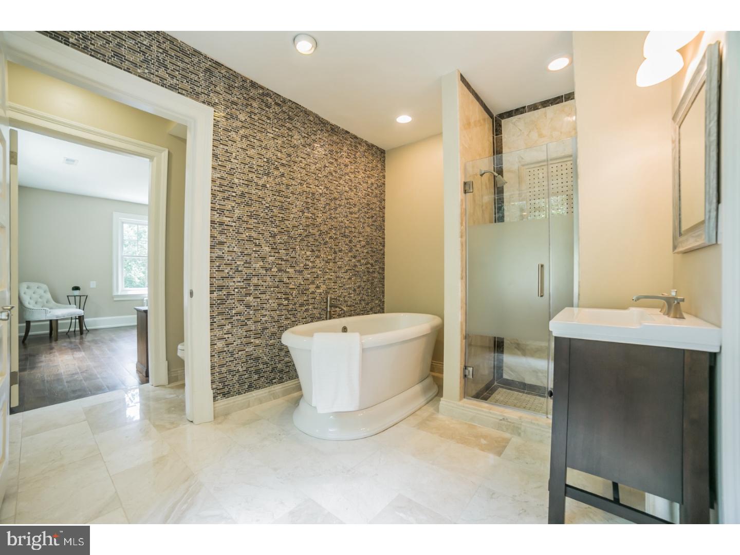 ROSEMONT - Residential