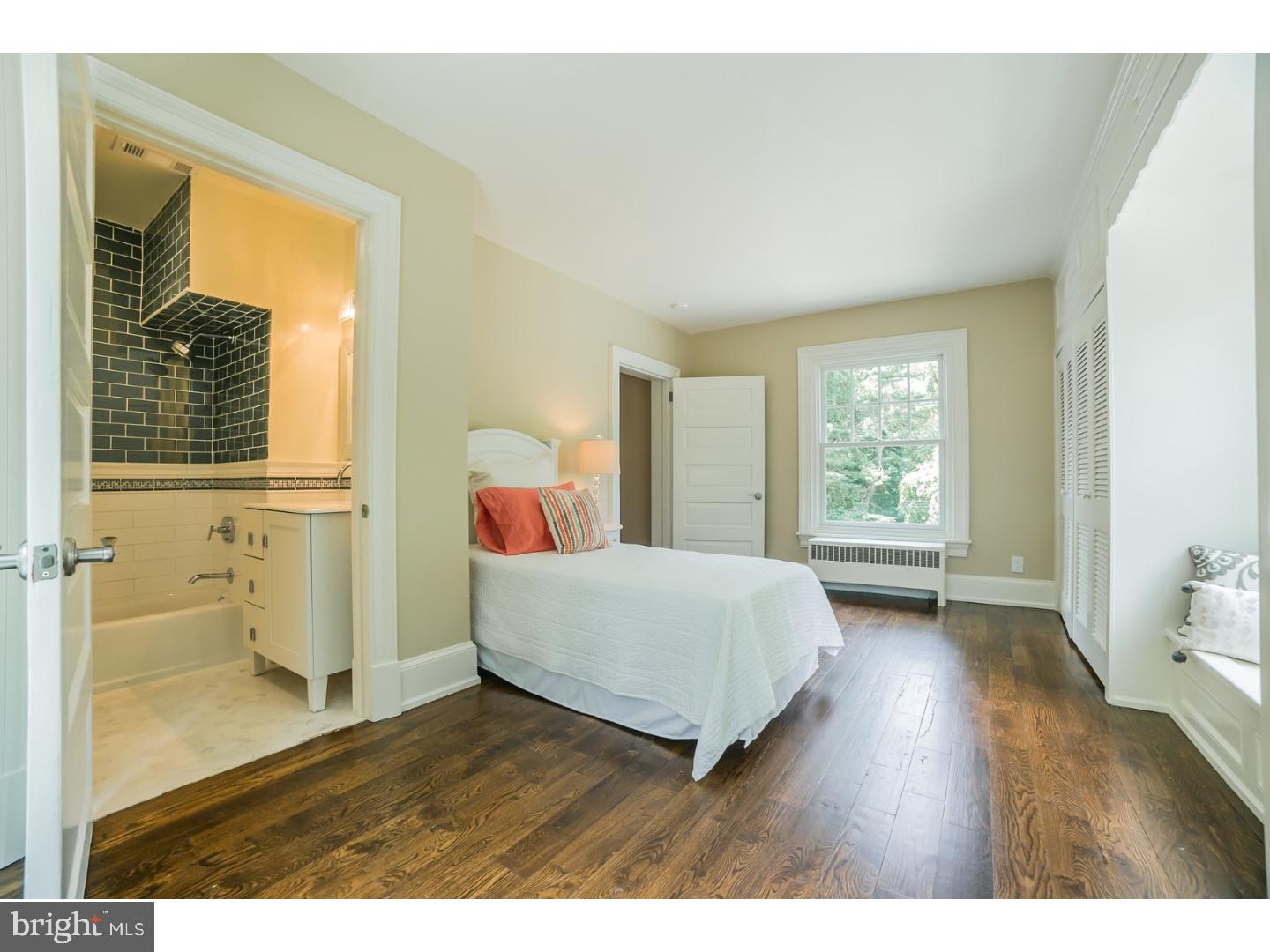 ROSEMONT - Residential