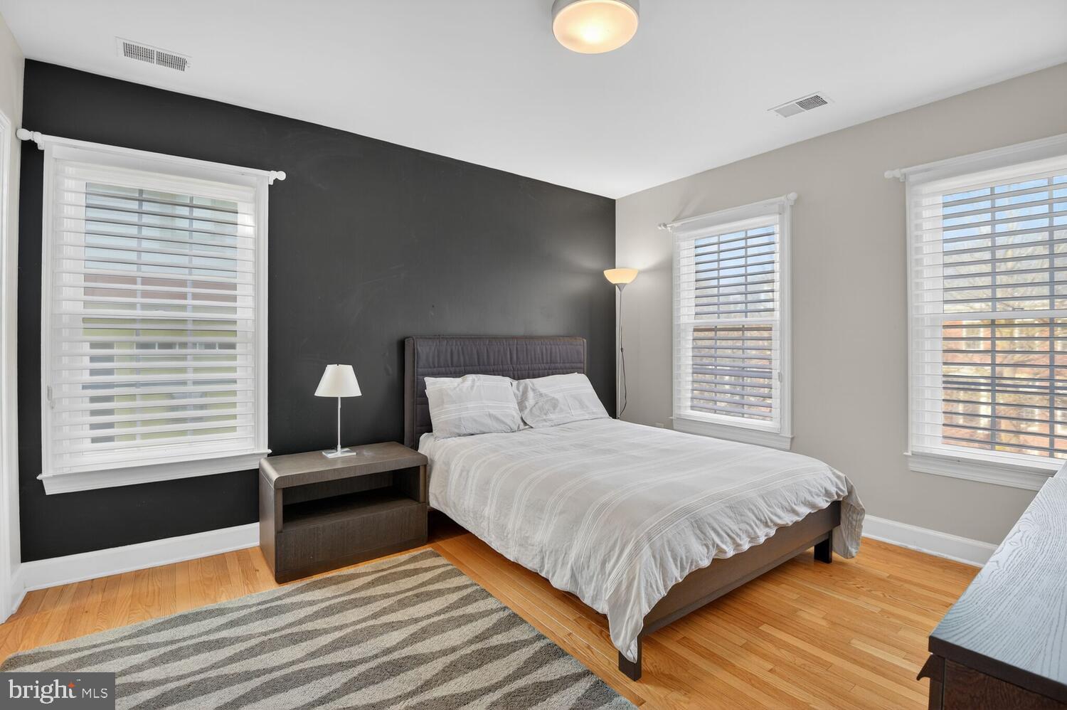 KENTLANDS - Residential