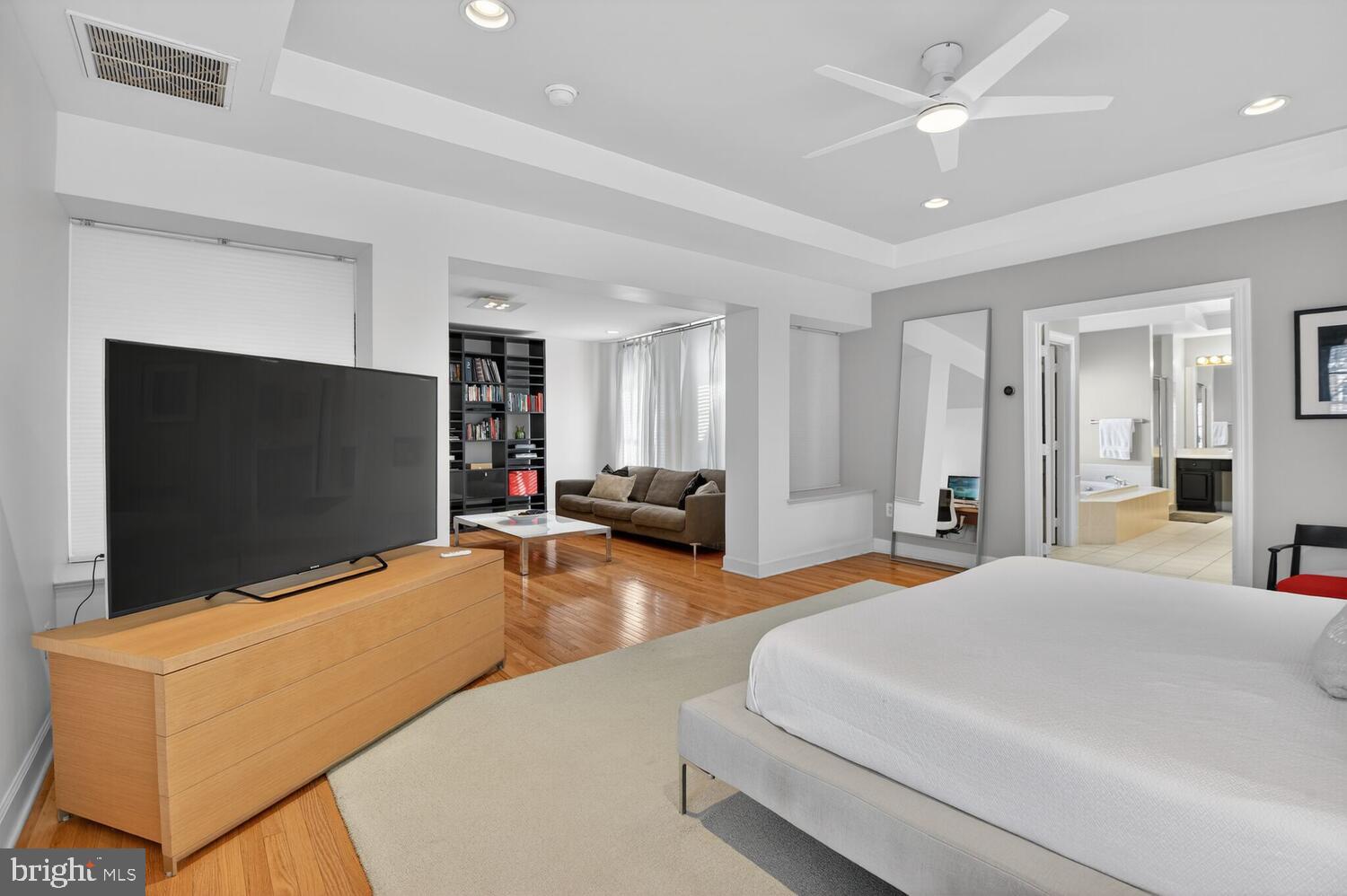 KENTLANDS - Residential