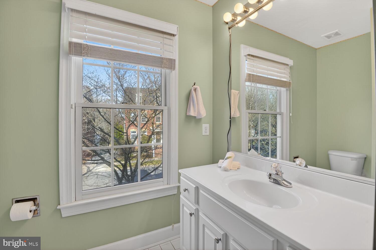 KENTLANDS - Residential