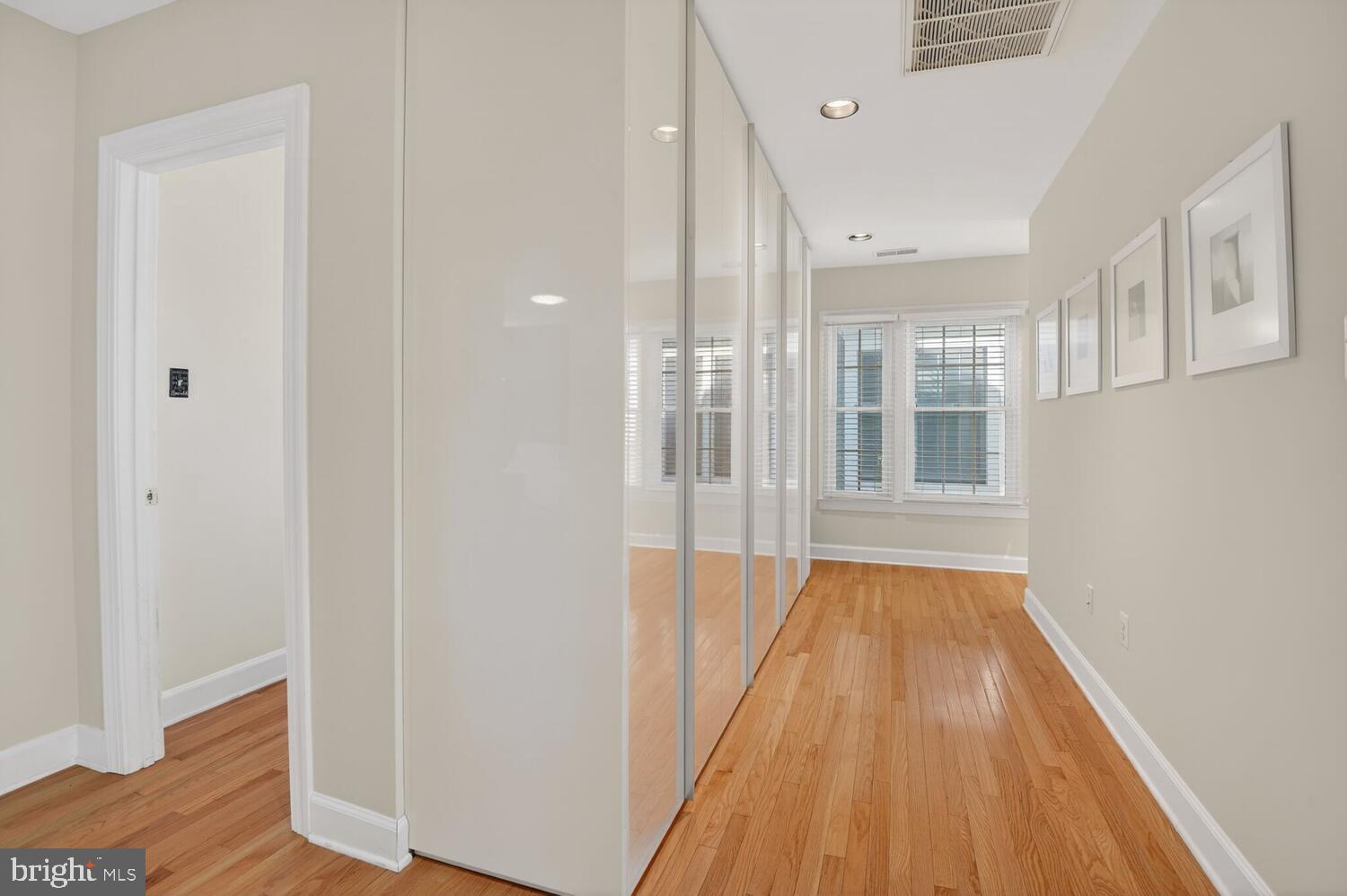 KENTLANDS - Residential