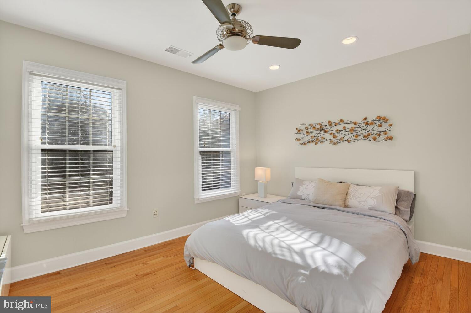 KENTLANDS - Residential