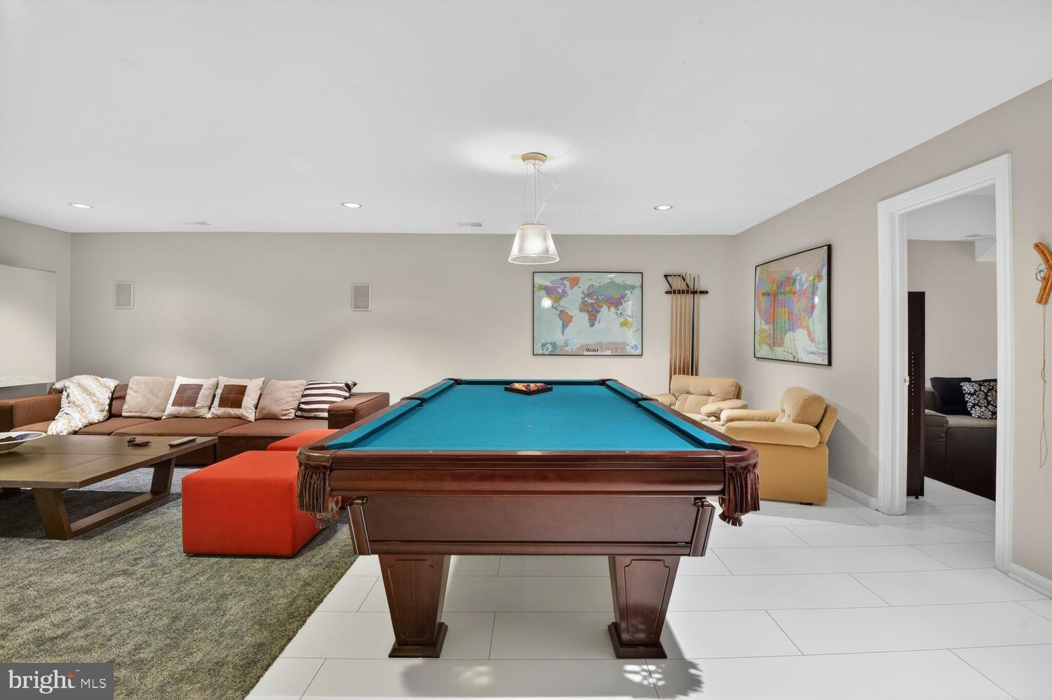 KENTLANDS - Residential