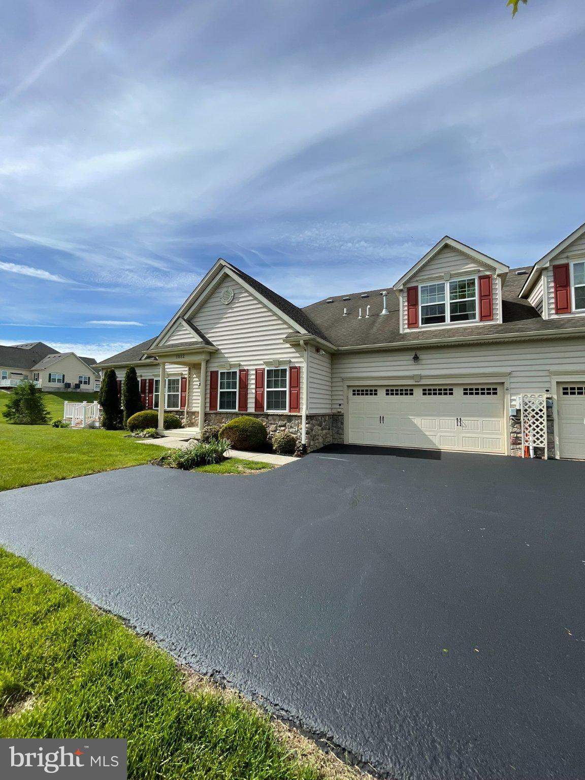 Property Search 1052 ARBOUR LANE