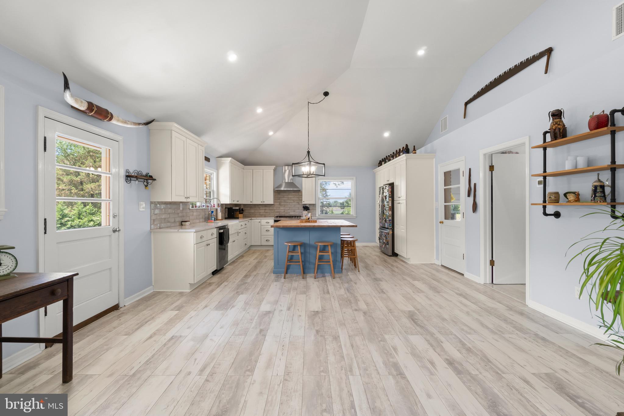 132 RETREAT ROAD